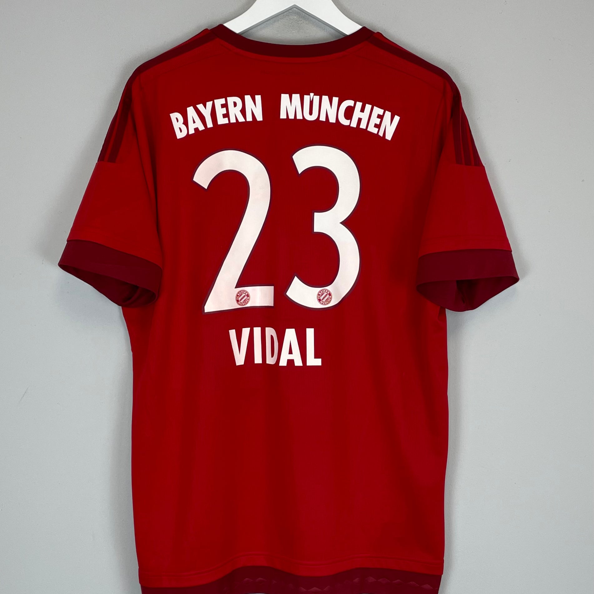 Shop 2015/16 BAYERN MUNICH VIDAL #23 HOME SHIRT (XL) ADIDAS, classic football shirts, vintage football shirts & retro soccer jerseys at Cult Kits