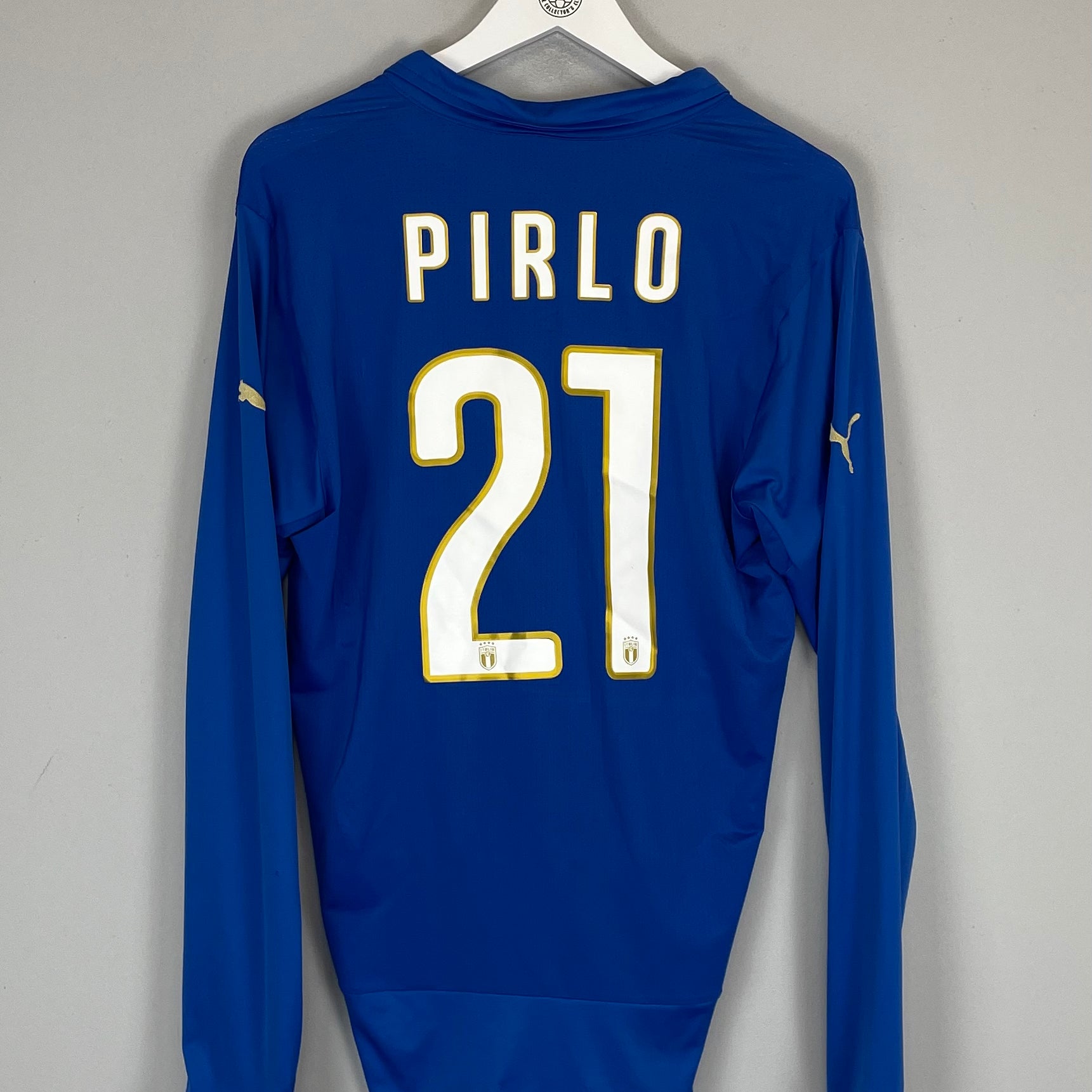 Shop 2014/15 ITALY PIRLO #21 L/S HOME SHIRT (L) PUMA, classic football shirts, vintage football shirts & retro soccer jerseys at Cult Kits