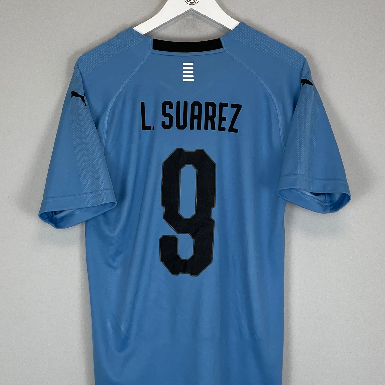 Shop 2018/19 URUGUAY SUAREZ #9 HOME SHIRT (M) PUMA, classic football shirts, vintage football shirts & retro soccer jerseys at Cult Kits