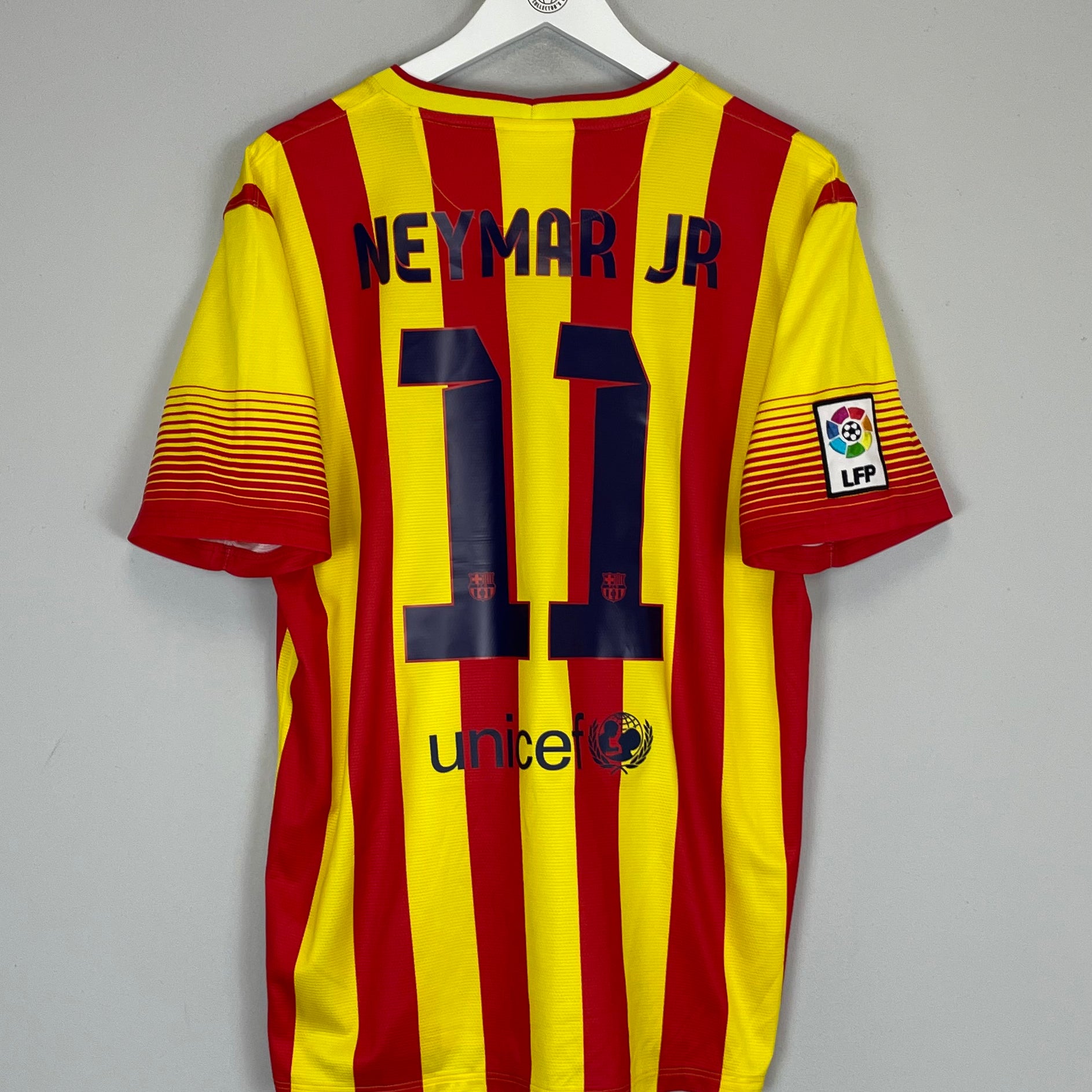 Shop 2013/14 BARCELONA NEYMAR JR #11 AWAY SHIRT (L) NIKE, classic football shirts, vintage football shirts & retro soccer jerseys at Cult Kits