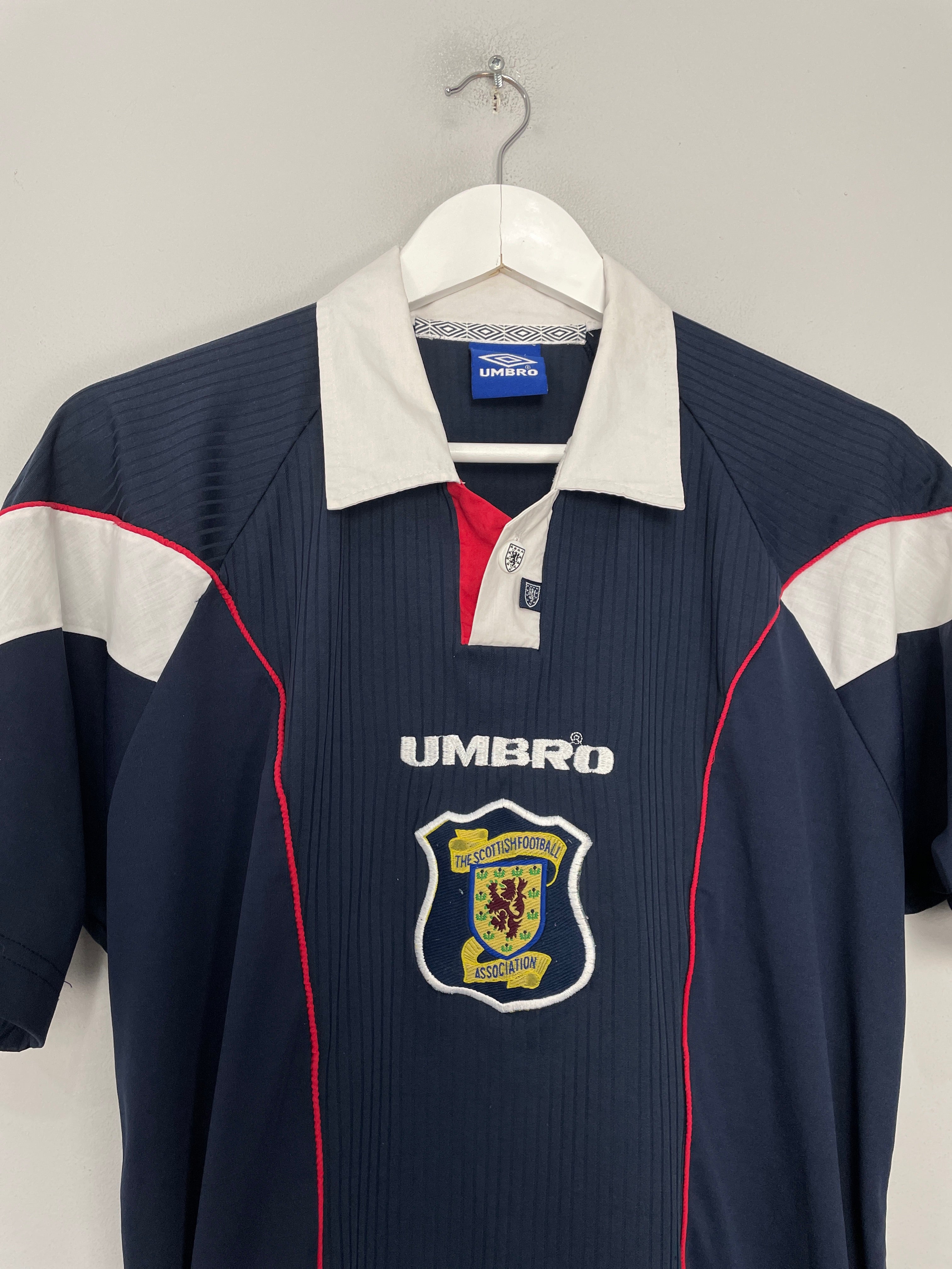 Shop 1996/98 SCOTLAND HOME SHIRT (S) UMBRO, classic football shirts, vintage football shirts & retro soccer jerseys at Cult Kits