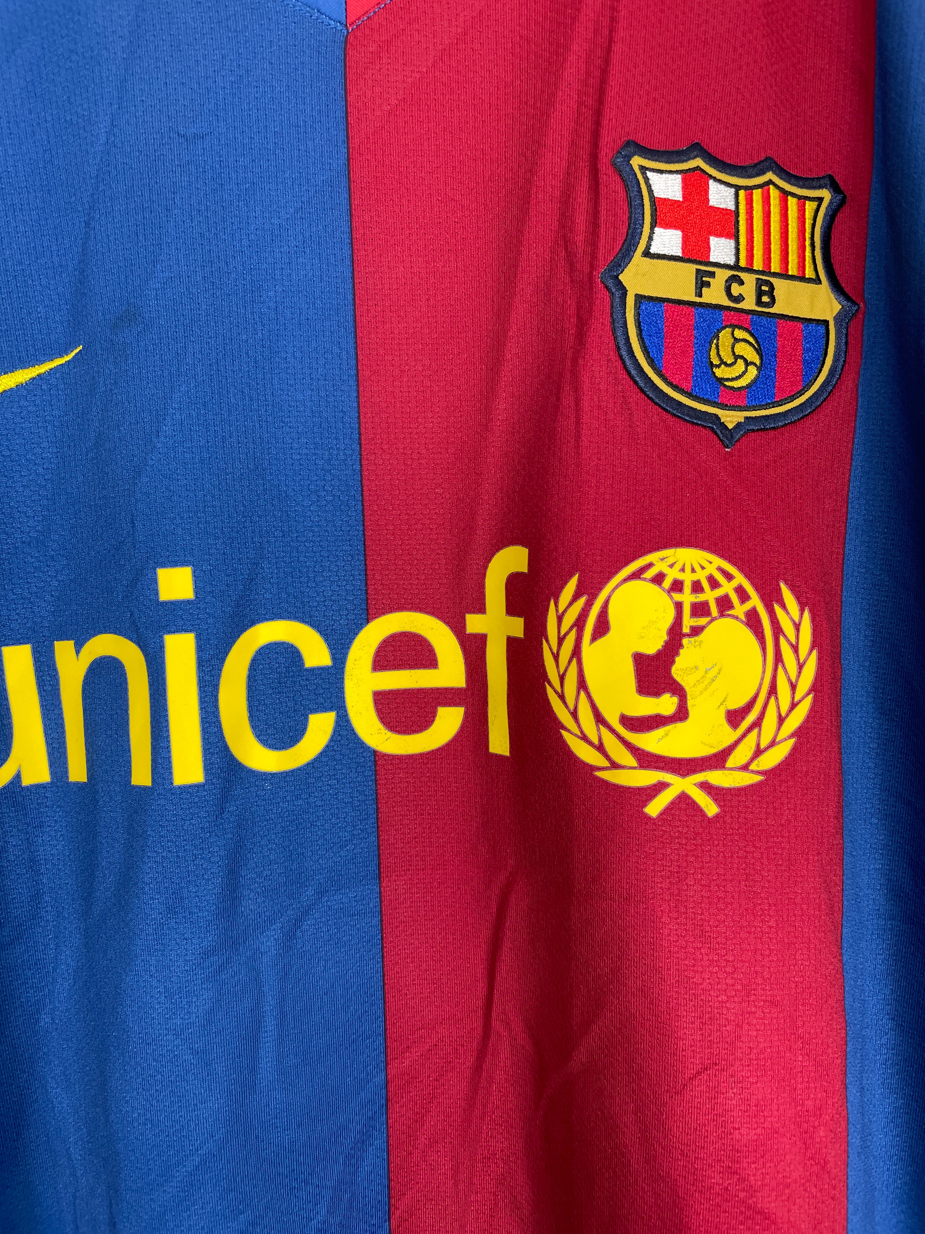 Shop 2006/08 BARCELONA RONALDINHO #10 L/S HOME SHIRT (XXL) NIKE, classic football shirts, vintage football shirts & retro soccer jerseys at Cult Kits