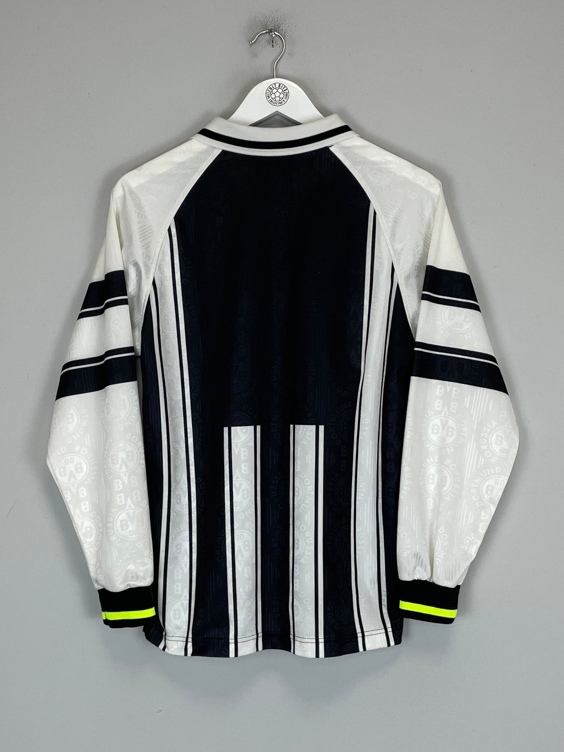 Shop 1996/97 DORTMUND L/S EUROPEAN AWAY SHIRT (XL.KIDS) NIKE, classic football shirts, vintage football shirts & retro soccer jerseys at Cult Kits