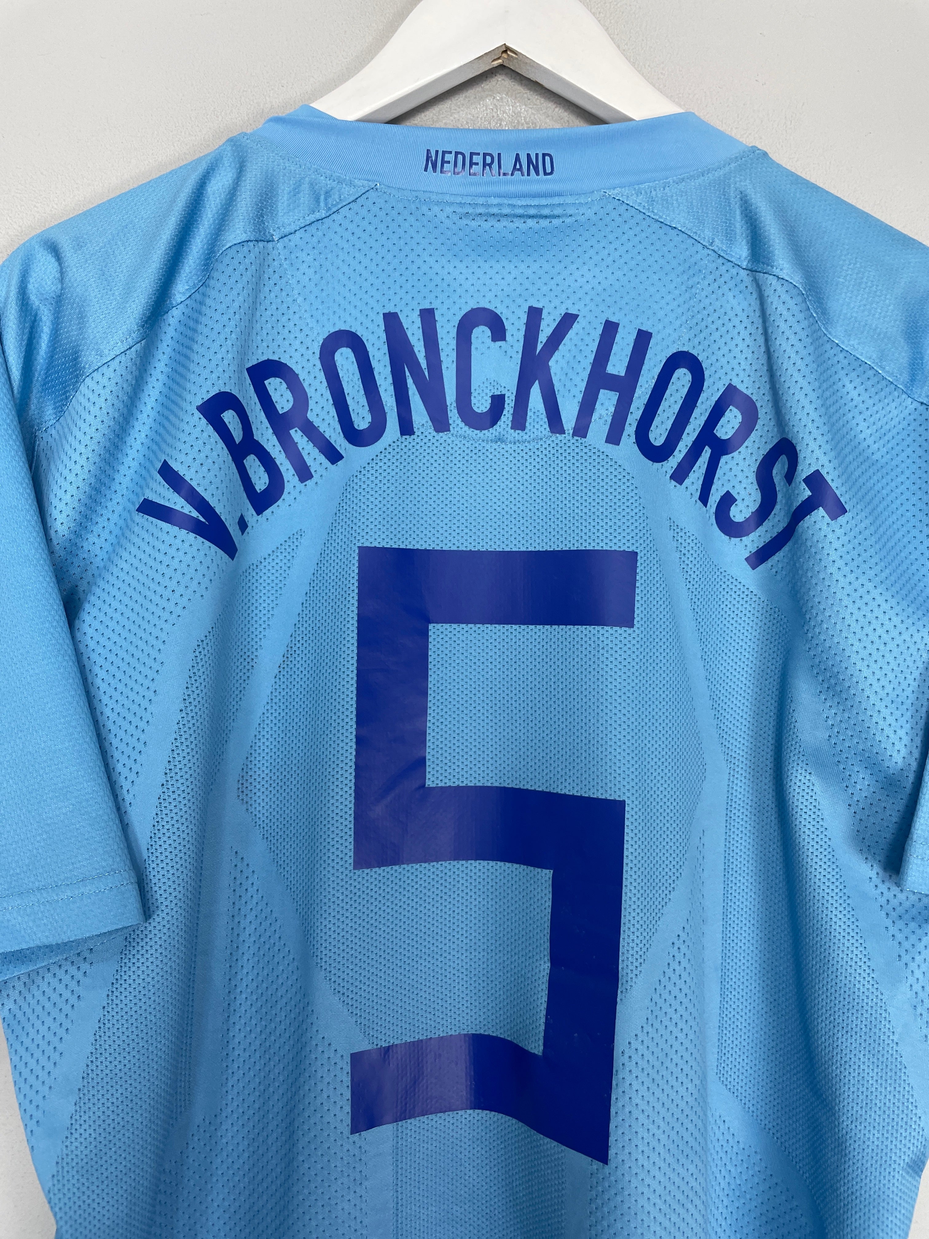 Shop 2008/09 NETHERLANDS VAN BRONCKHORST #5 *MATCH ISSUE* AWAY SHIRT (XL) NIKE, classic football shirts, vintage football shirts & retro soccer jerseys at Cult Kits