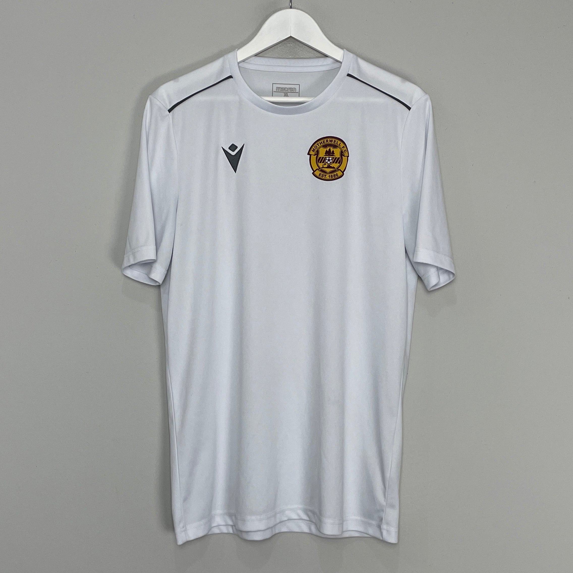 Shop 2019/21 MOTHERWELL TRAINING SHIRT (XL) MACRON, classic football shirts, vintage football shirts & retro soccer jerseys at Cult Kits