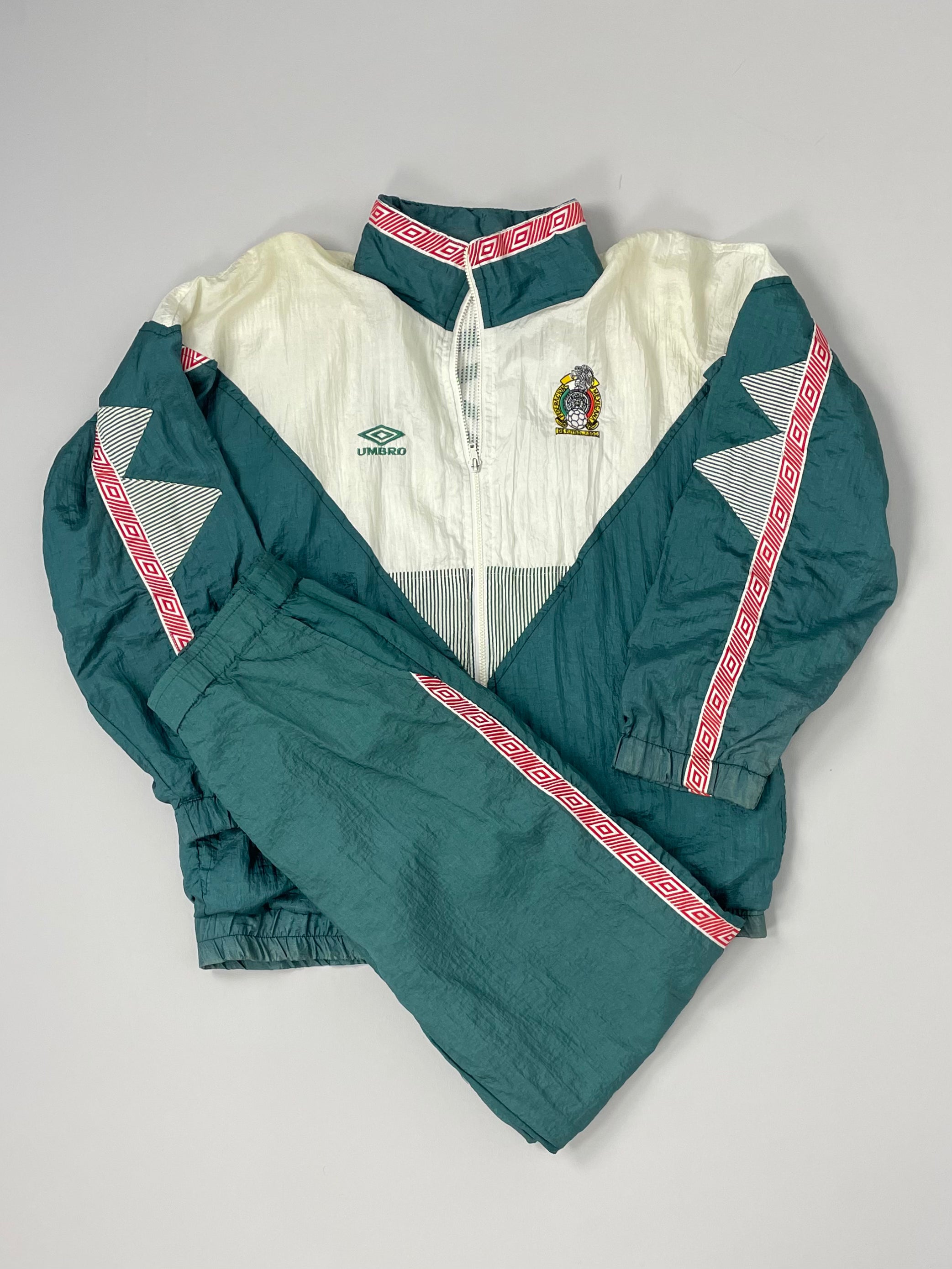Shop 1993/94 MEXICO FULL TRACKSUIT (L) UMBRO, classic football shirts, vintage football shirts & retro soccer jerseys at Cult Kits