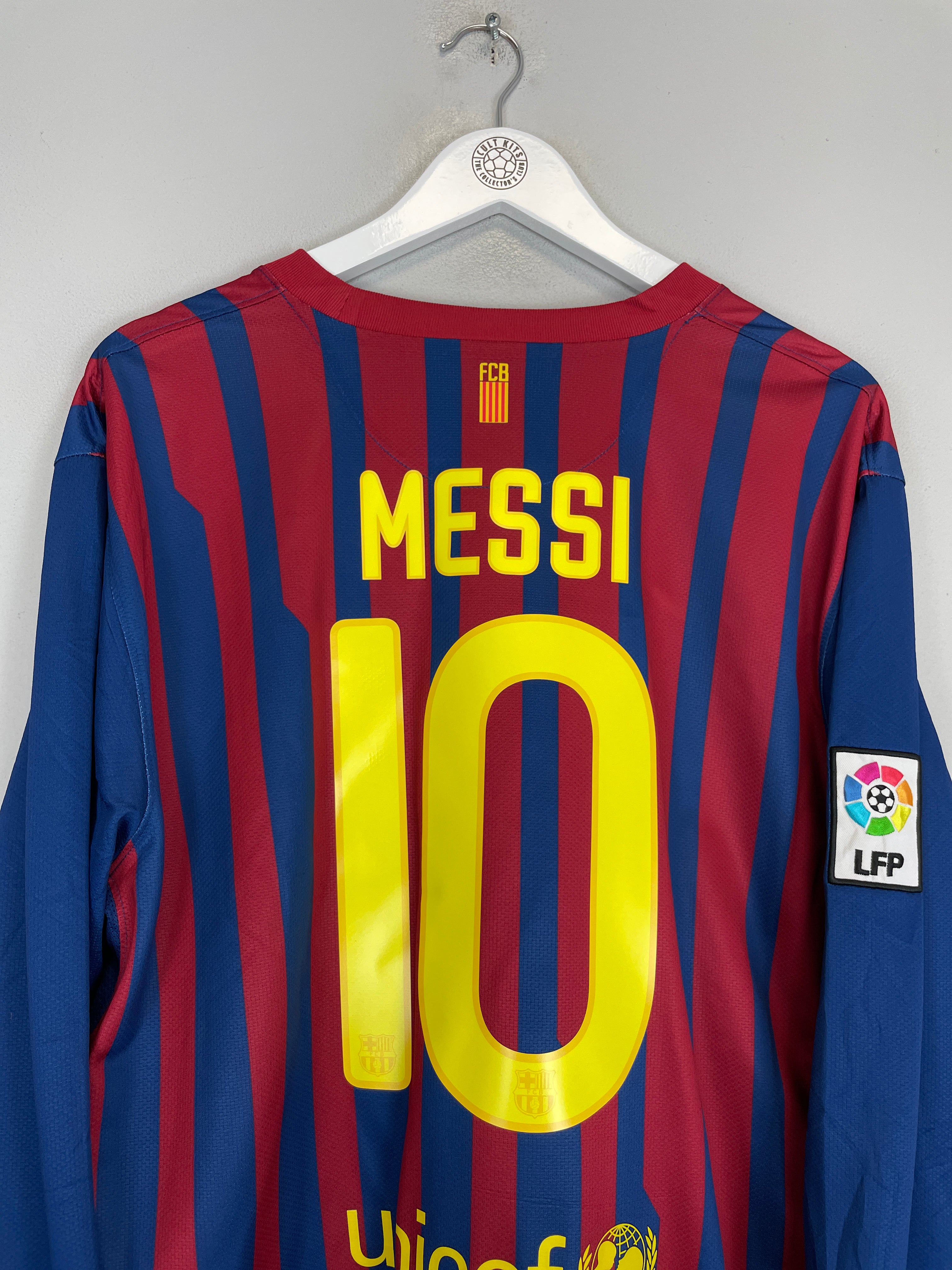 Shop 2011/12 BARCELONA MESSI #10 L/S HOME SHIRT (XL) NIKE, classic football shirts, vintage football shirts & retro soccer jerseys at Cult Kits