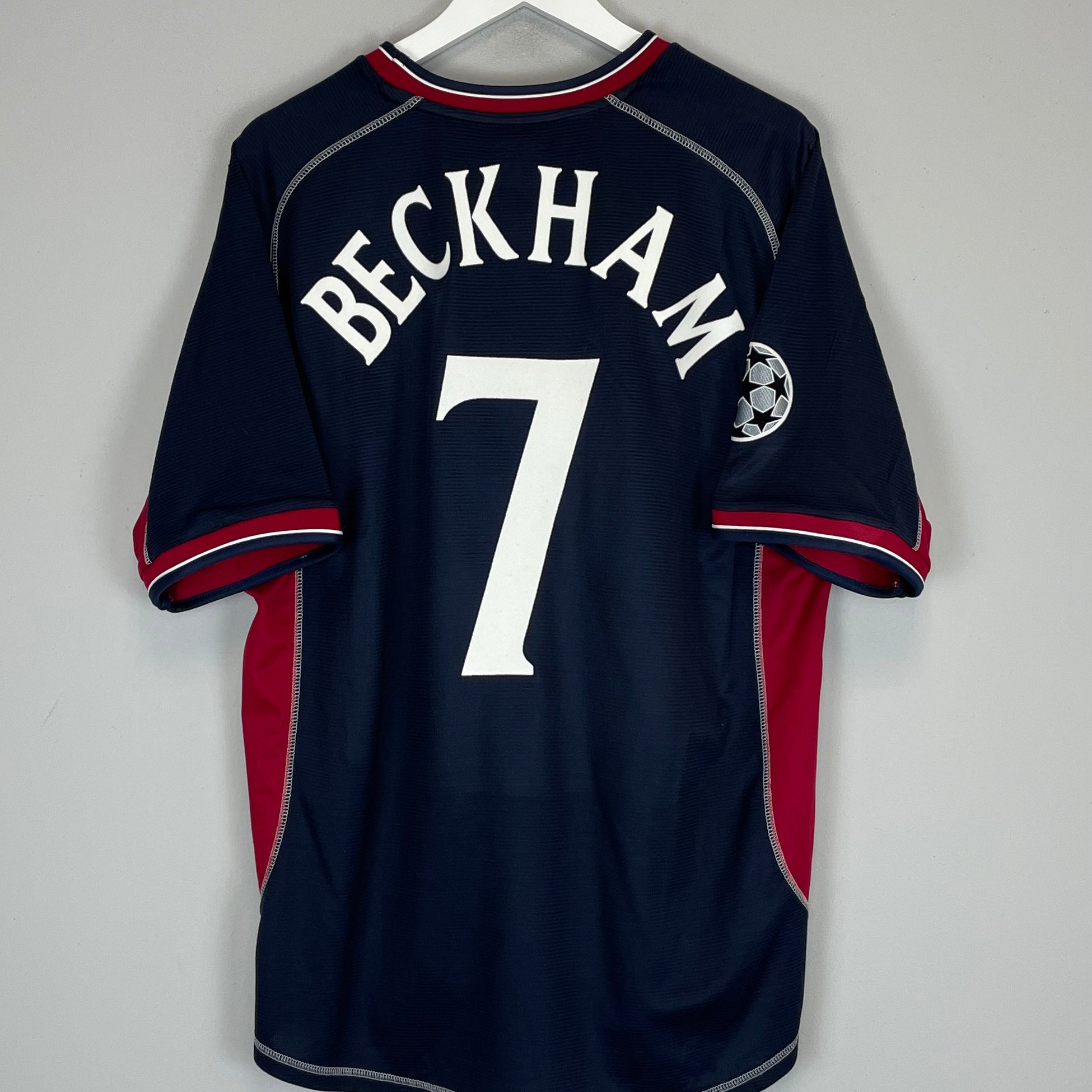 Shop 2000/01 MANCHESTER UNITED BECKHAM #7 C/L THIRD SHIRT (XL) UMBRO, classic football shirts, vintage football shirts & retro soccer jerseys at Cult Kits