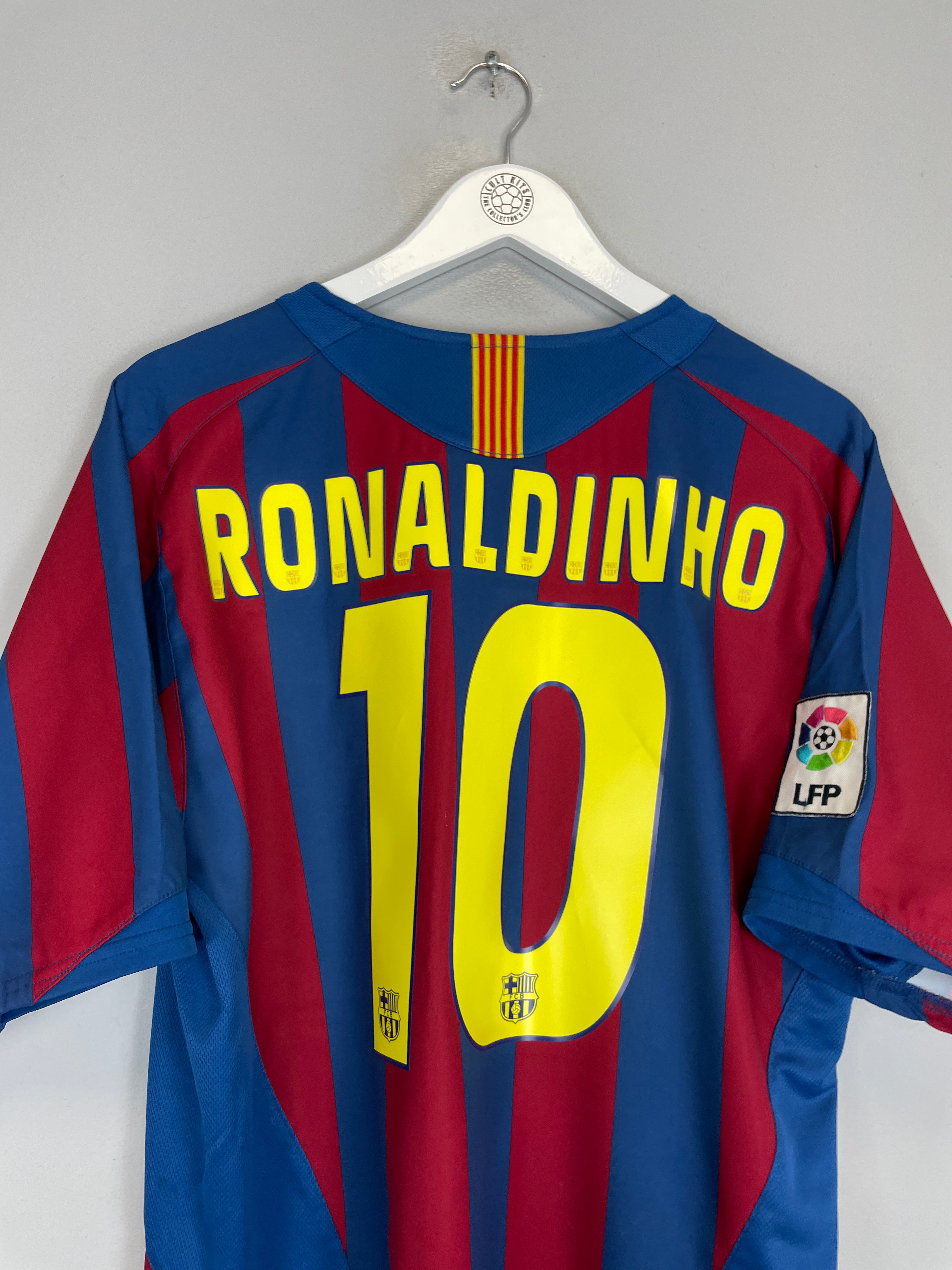 Shop 2005/06 BARCELONA RONALDINHO #10 HOME SHIRT (L) NIKE, classic football shirts, vintage football shirts & retro soccer jerseys at Cult Kits