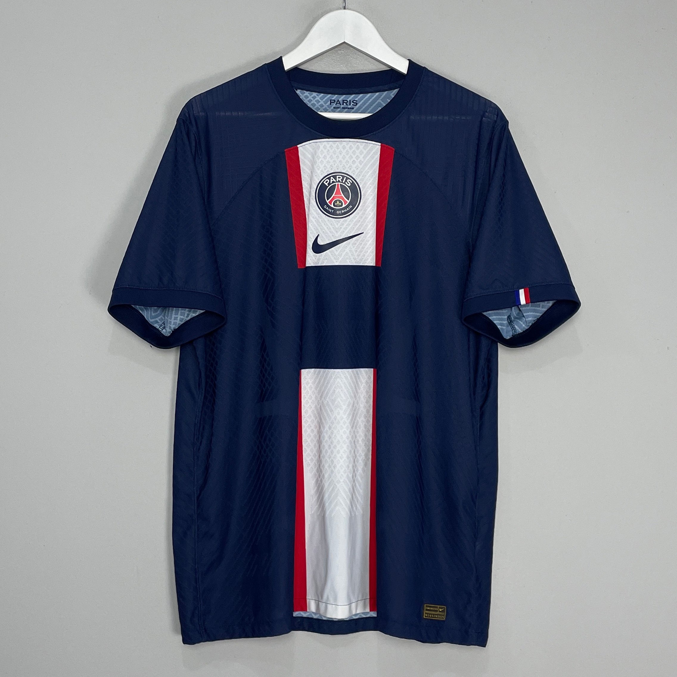 Shop 2022/23 PSG AUTHENTIC HOME SHIRT (XL) NIKE, classic football shirts, vintage football shirts & retro soccer jerseys at Cult Kits