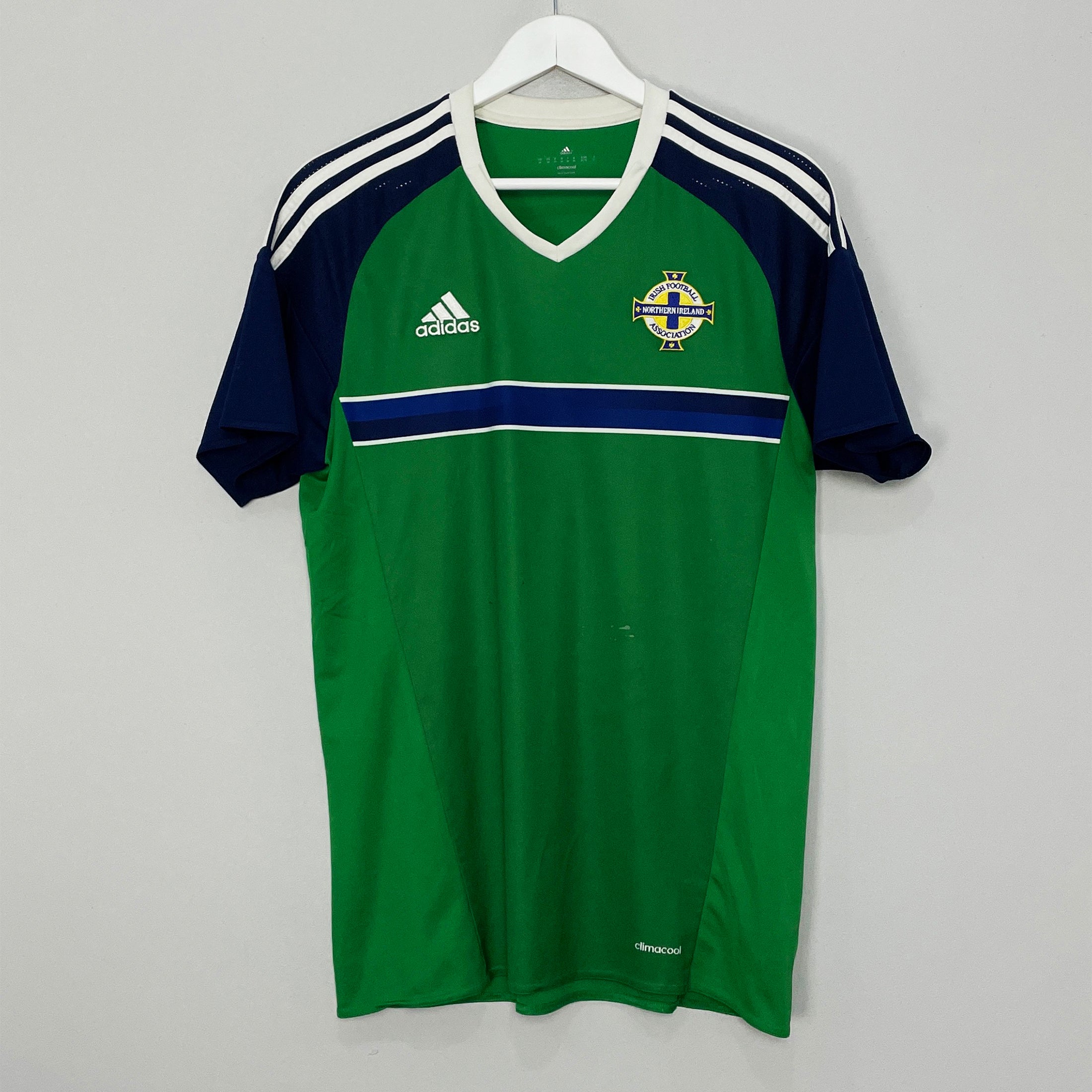 Shop 2016/17 NORTHERN IRELAND HOME SHIRT (M) ADIDAS, classic football shirts, vintage football shirts & retro soccer jerseys at Cult Kits