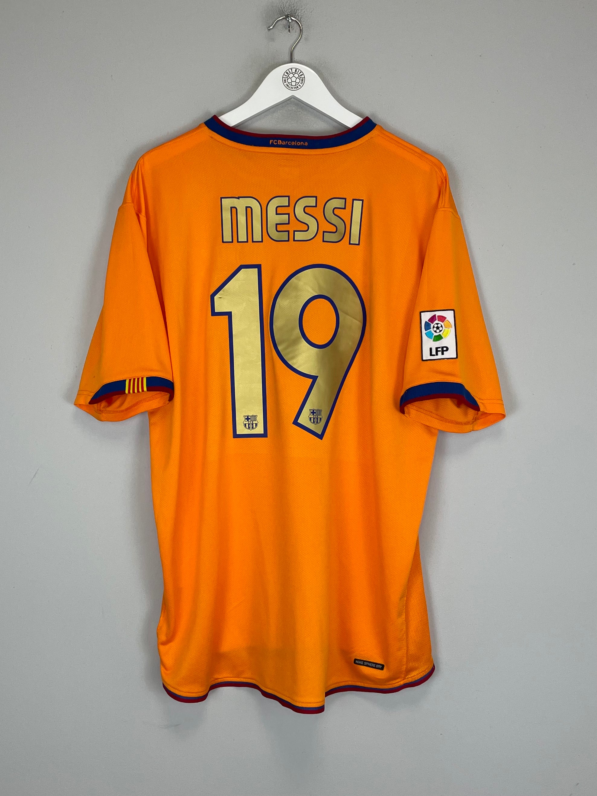 Shop 2006/08 BARCELONA MESSI #19 AWAY SHIRT (XL) NIKE, classic football shirts, vintage football shirts & retro soccer jerseys at Cult Kits