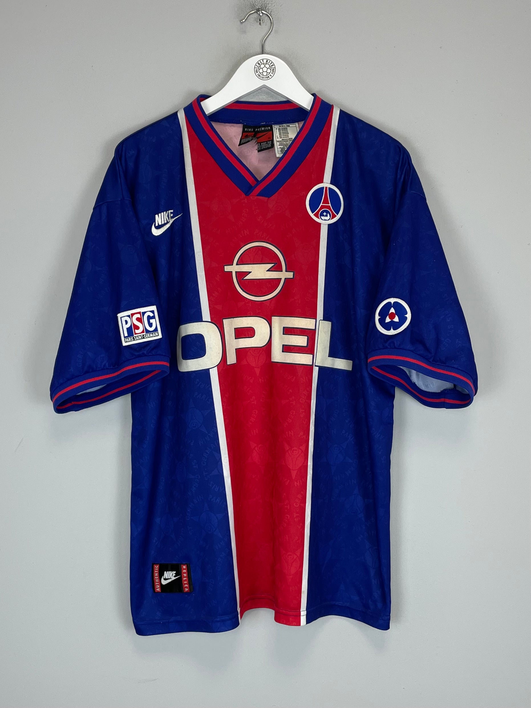 Shop 1995/96 PSG HOME SHIRT (XL) NIKE, classic football shirts, vintage football shirts & retro soccer jerseys at Cult Kits