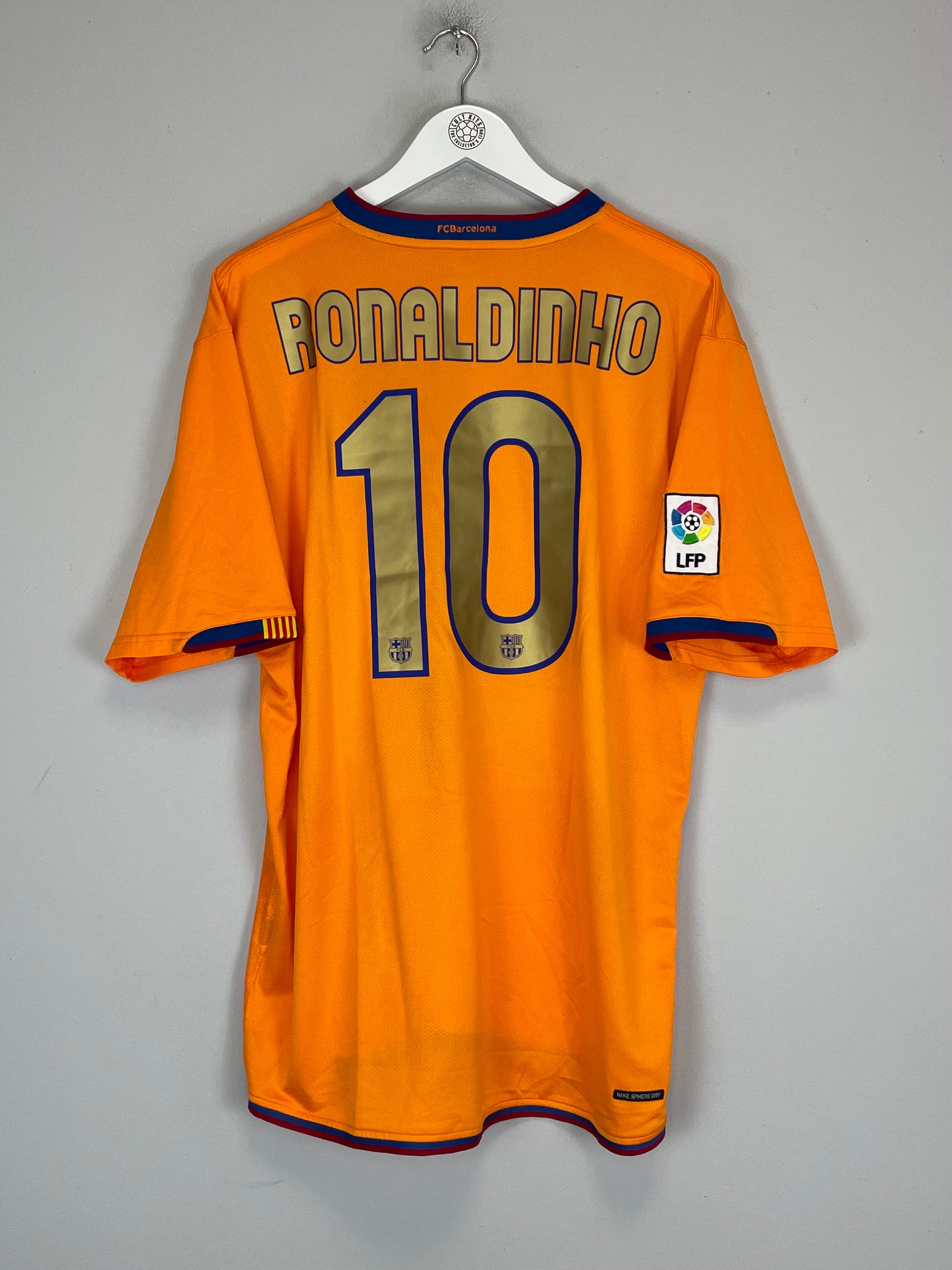 Shop 2006/08 BARCELONA RONALDINHO #10 AWAY SHIRT (XL) NIKE, classic football shirts, vintage football shirts & retro soccer jerseys at Cult Kits