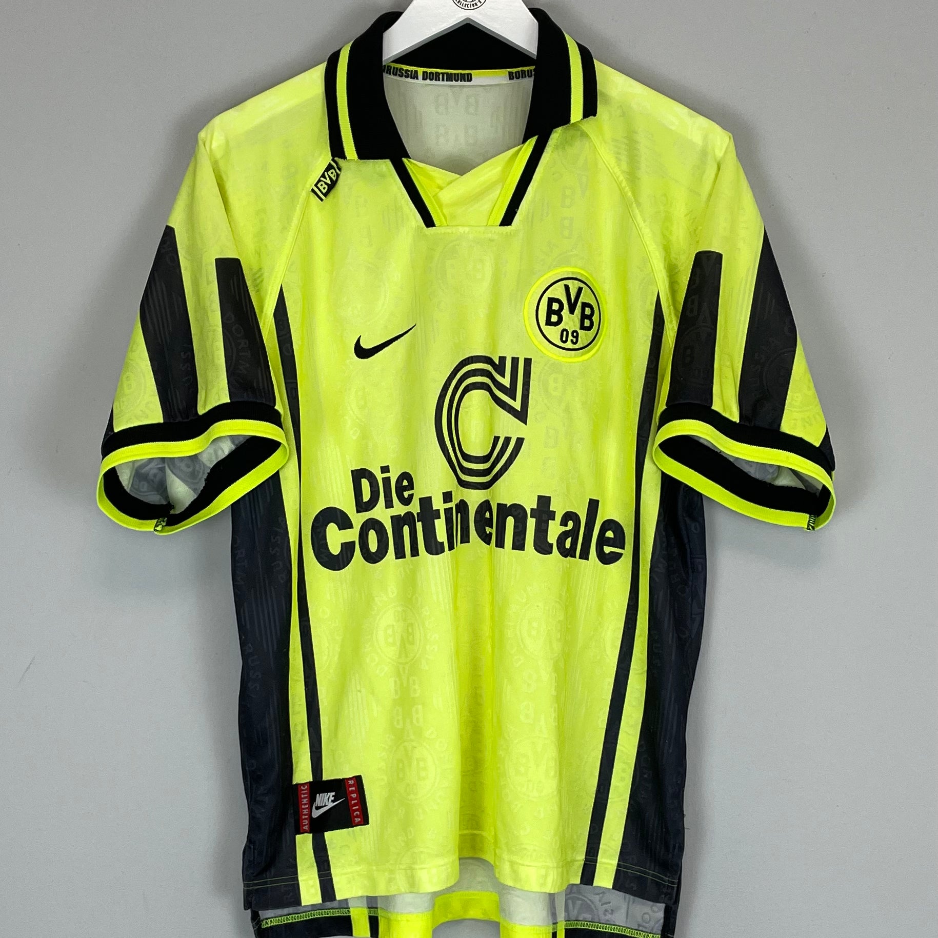 Shop 1996/97 DORTMUND HOME SHIRT (M) NIKE, classic football shirts, vintage football shirts & retro soccer jerseys at Cult Kits