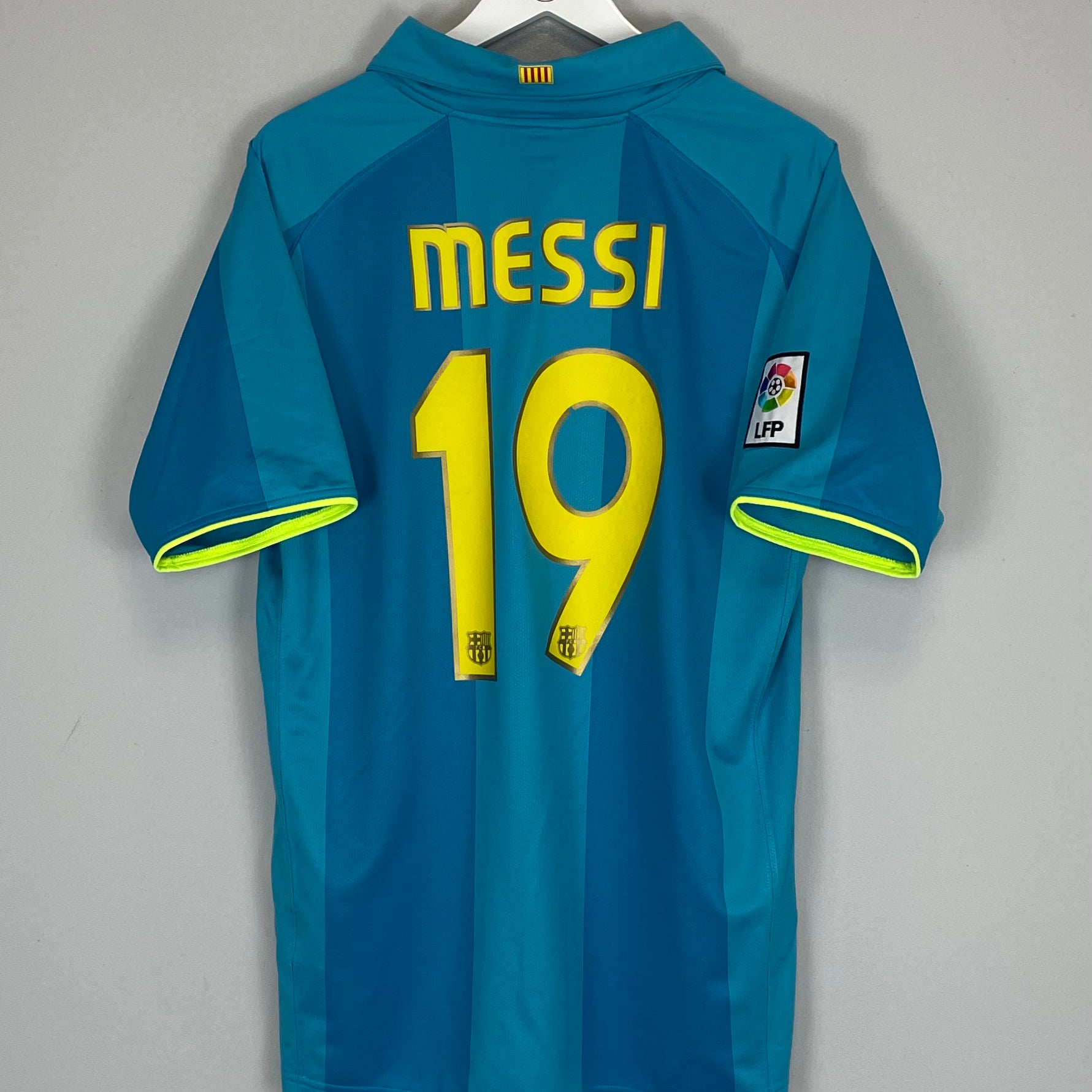 2007/08 BARCELONA MESSI #19 AWAY SHIRT (L) NIKE – Cult Kits