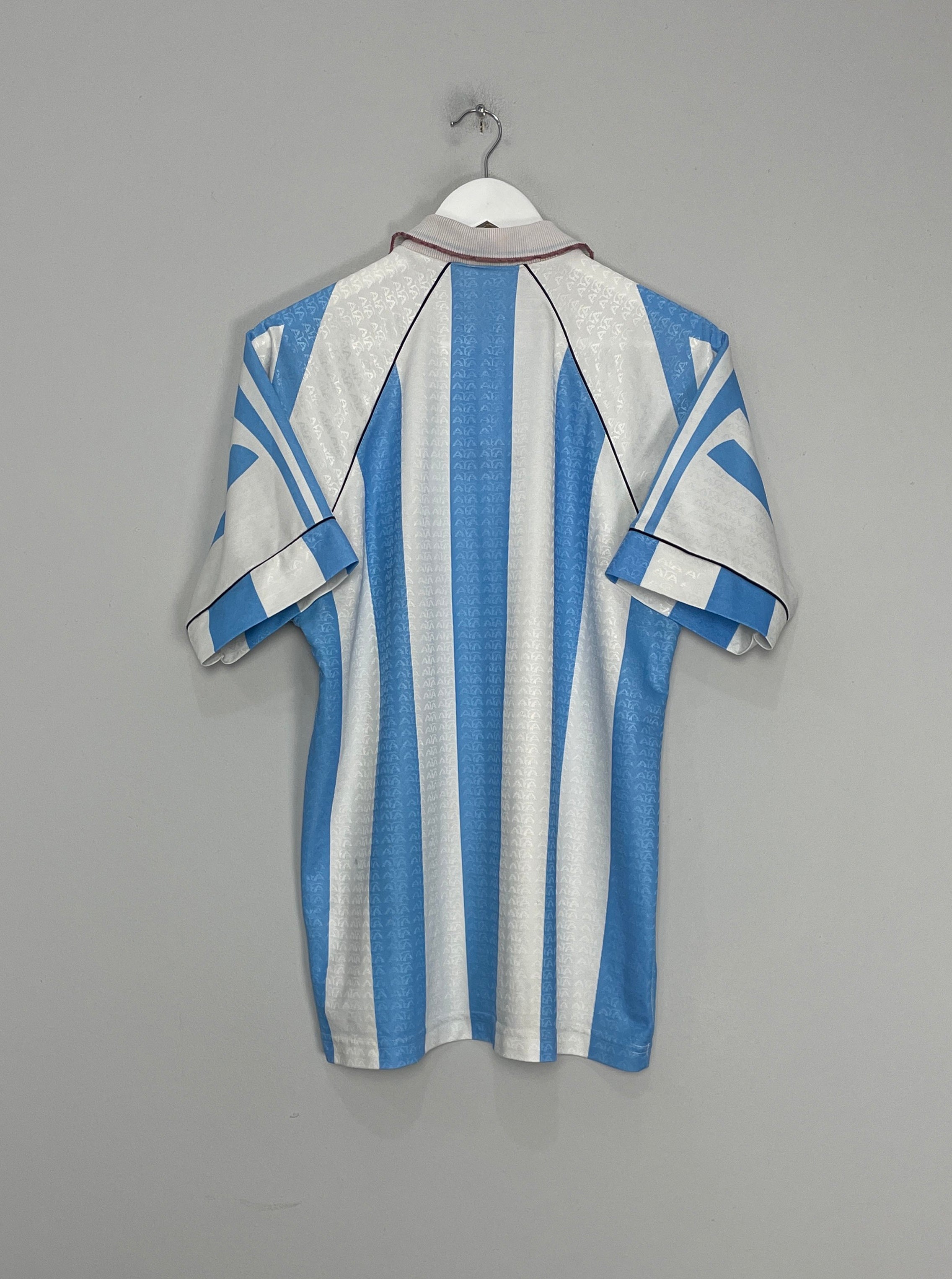 Shop 1995/96 ARGENTINA HOME SHIRT (M) ADIDAS, classic football shirts, vintage football shirts & retro soccer jerseys at Cult Kits