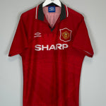 Shop 1994/95 MANCHESTER UNITED CANTONA #7 HOME SHIRT (M) UMBRO, classic football shirts, vintage football shirts & retro soccer jerseys at Cult Kits