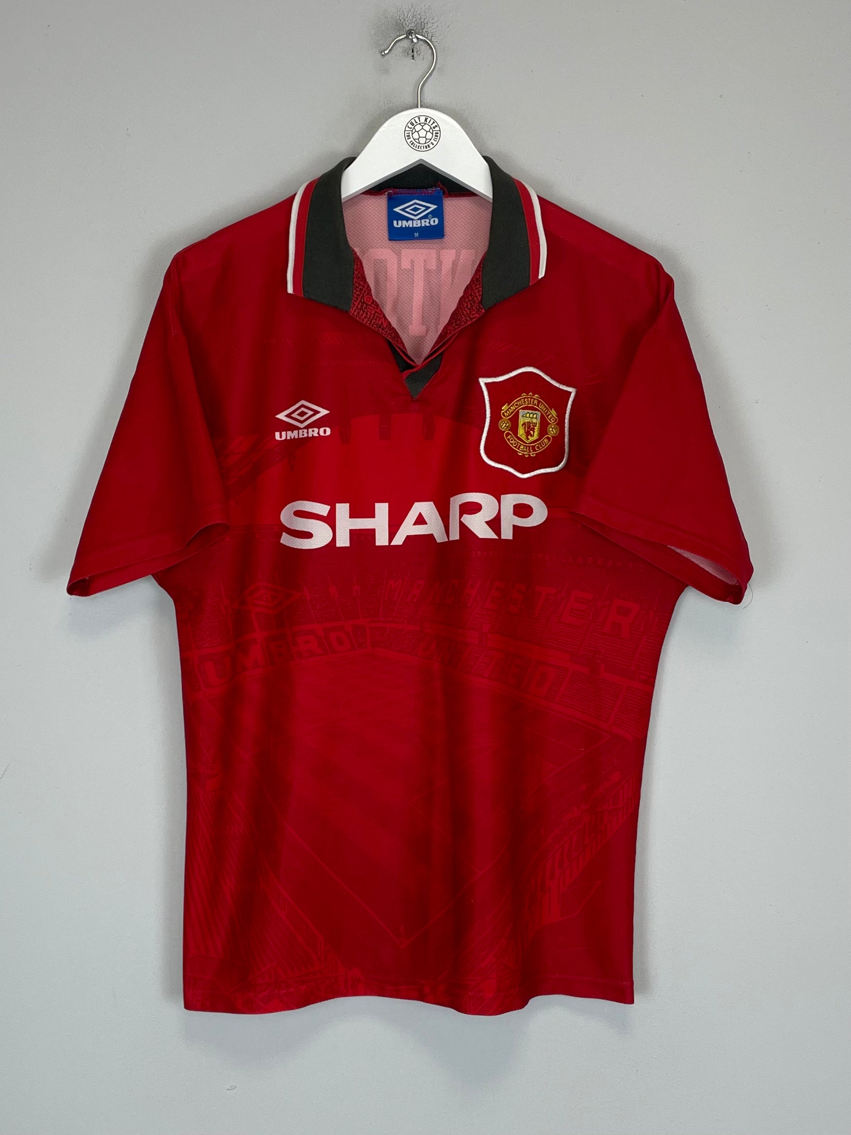 Shop 1994/95 MANCHESTER UNITED CANTONA #7 HOME SHIRT (M) UMBRO, classic football shirts, vintage football shirts & retro soccer jerseys at Cult Kits