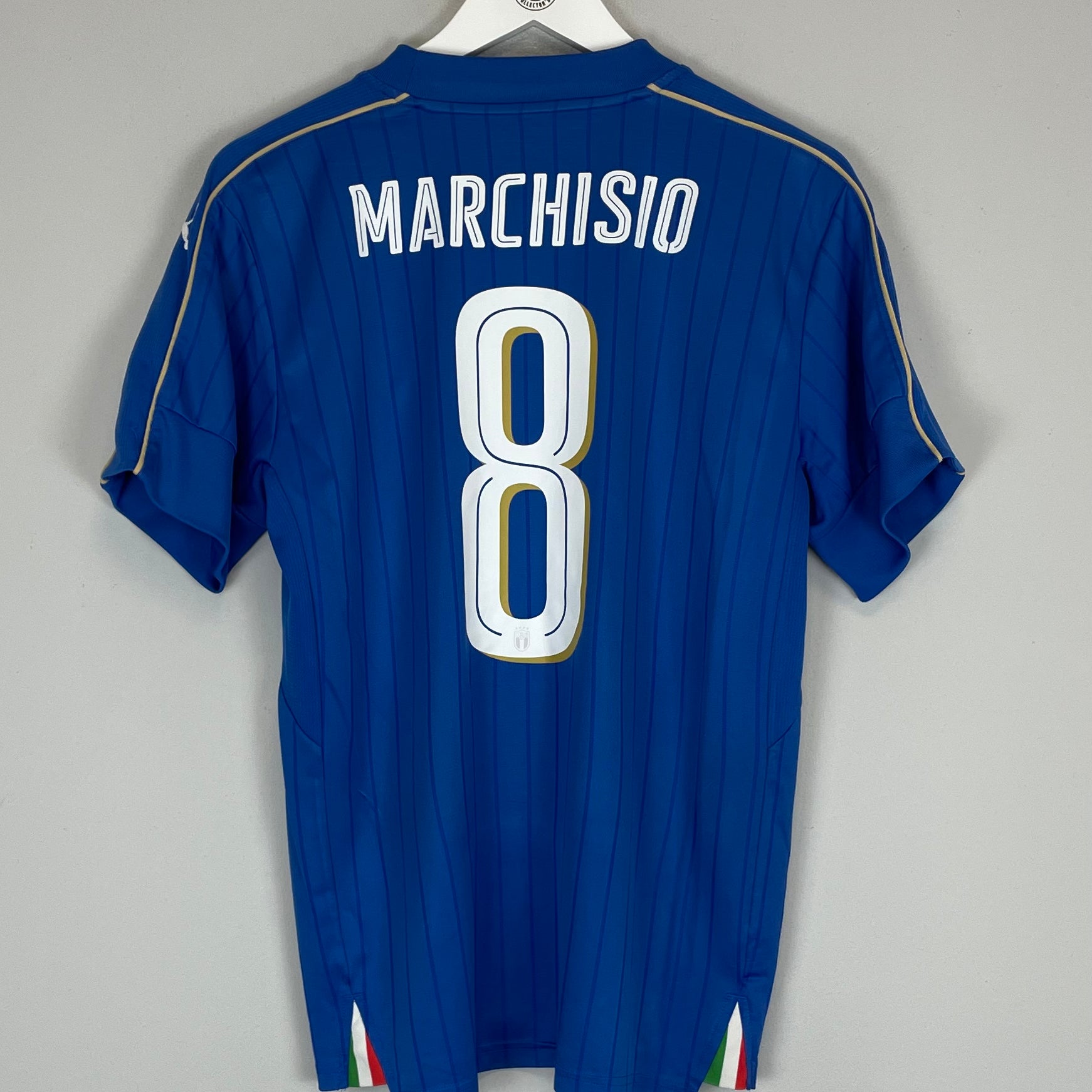 Shop 2016/17 ITALY MARCHISIO #8 HOME SHIRT (M) PUMA, classic football shirts, vintage football shirts & retro soccer jerseys at Cult Kits