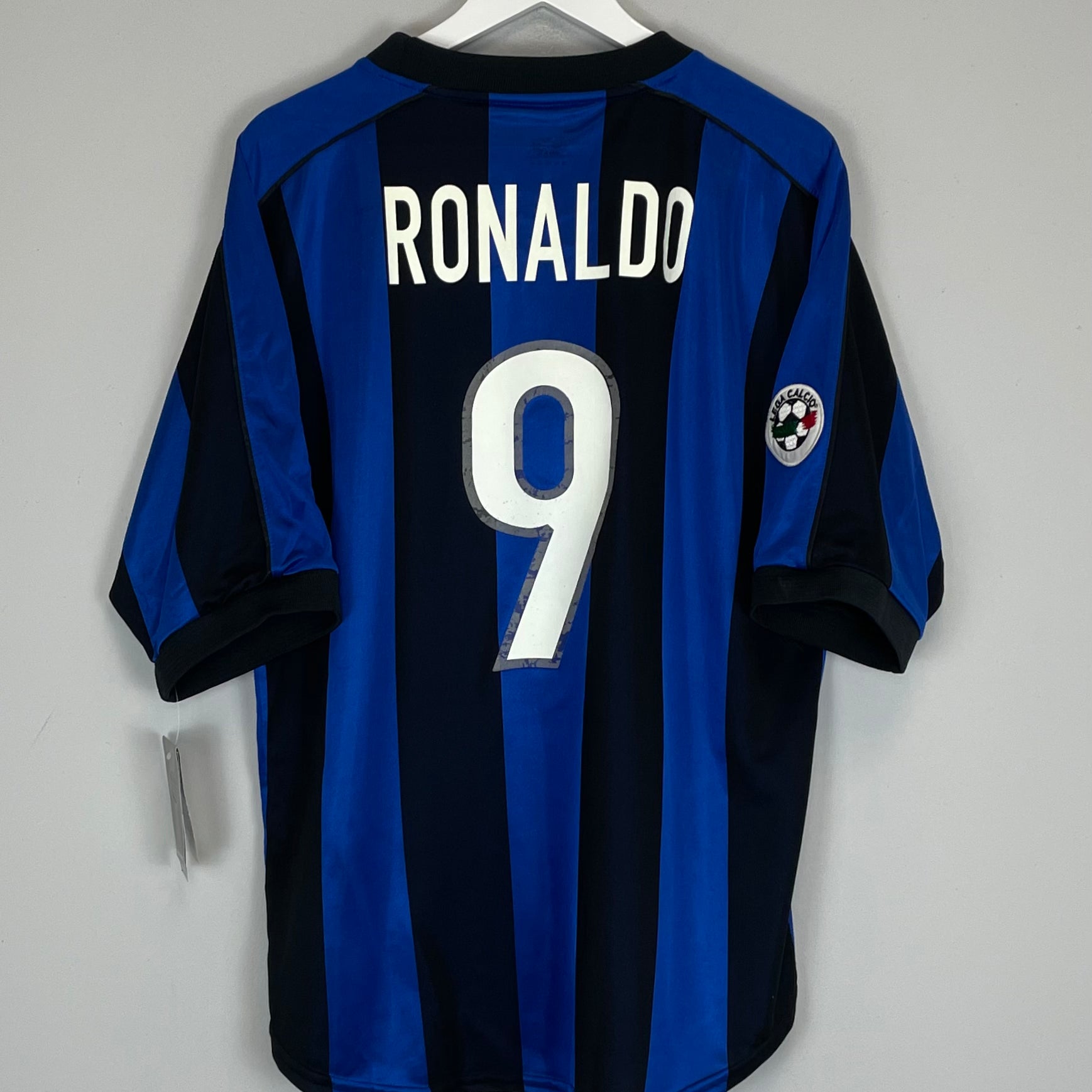 Shop 2000/01 INTER MILAN RONALDO #9 *BNWT* HOME SHIRT (L) NIKE, classic football shirts, vintage football shirts & retro soccer jerseys at Cult Kits
