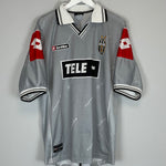 Shop 2000/01 JUVENTUS ZIDANE #21 THIRD SHIRT (XL) LOTTO, classic football shirts, vintage football shirts & retro soccer jerseys at Cult Kits