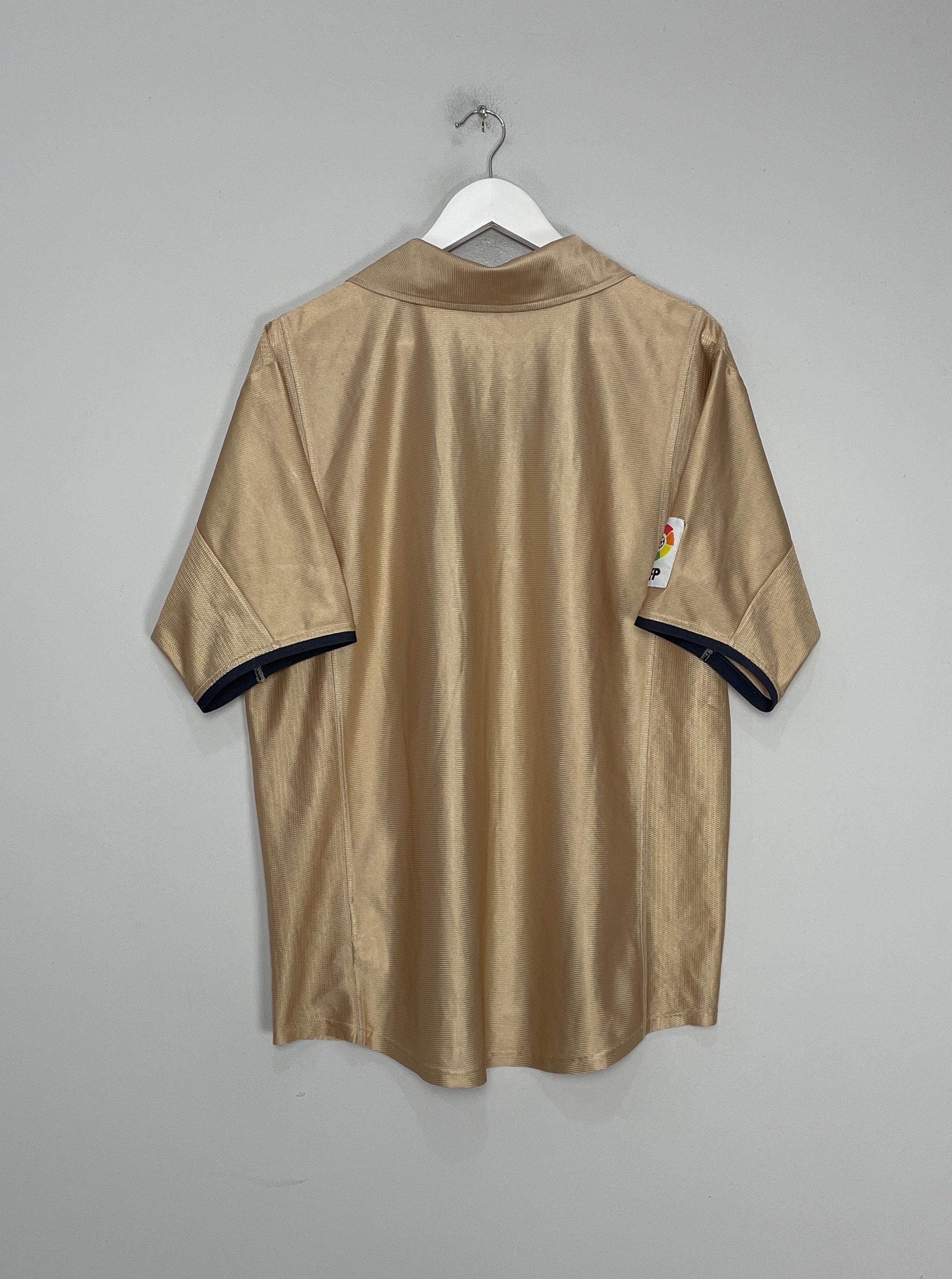 Shop 2001/03 BARCELONA AWAY SHIRT (M) NIKE, classic football shirts, vintage football shirts & retro soccer jerseys at Cult Kits