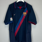 Shop 2002/03 BARCELONA RONALDINHO #10 AWAY SHIRT (XL) NIKE, classic football shirts, vintage football shirts & retro soccer jerseys at Cult Kits