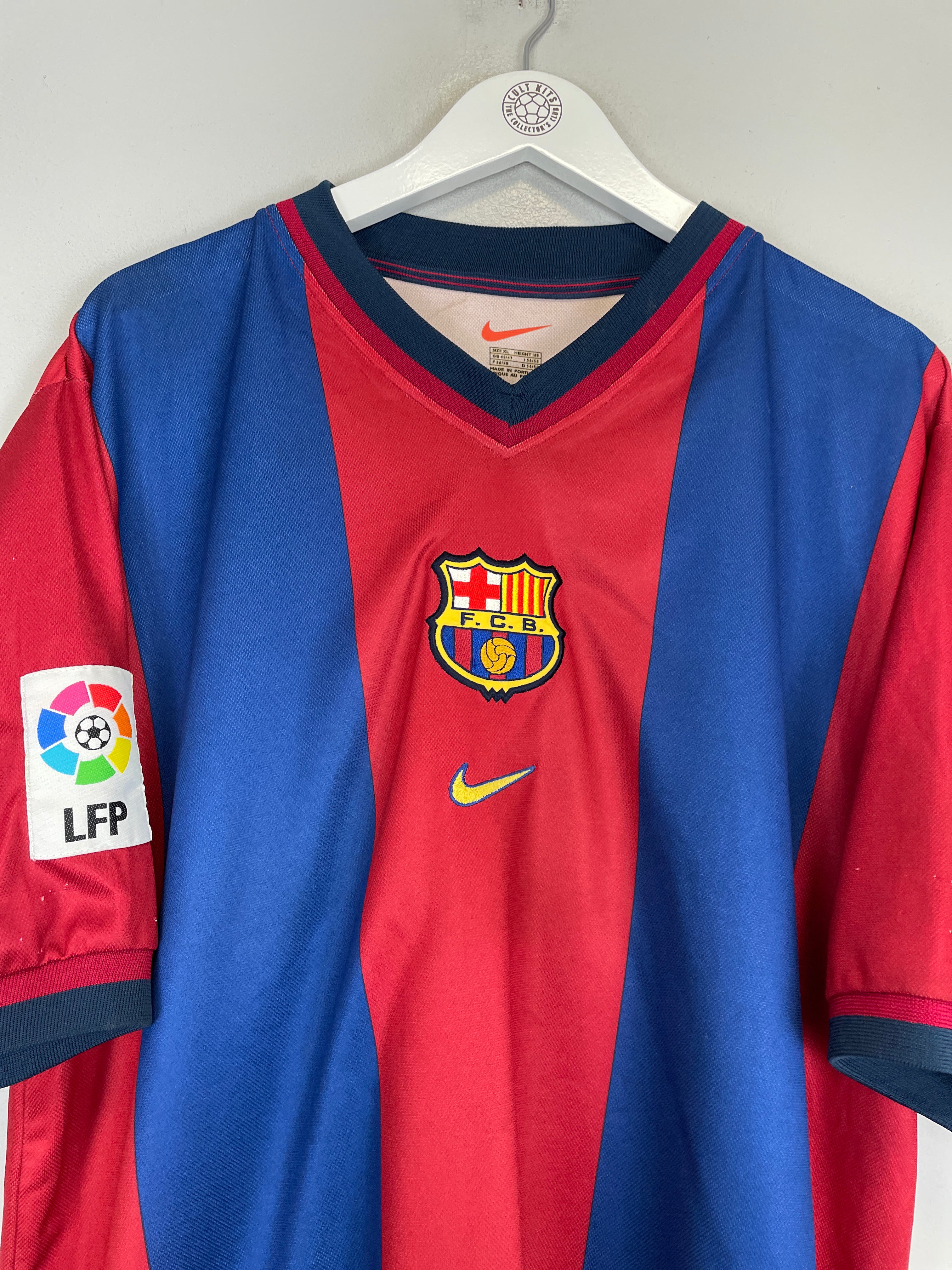Shop 1998/00 BARCELONA GUARDIOLA #4 HOME SHIRT (XL) NIKE, classic football shirts, vintage football shirts & retro soccer jerseys at Cult Kits