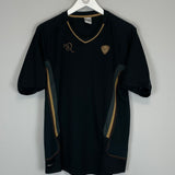 Shop 2006 RONALDINHO TRAINING SHIRT (M) NIKE, classic football shirts, vintage football shirts & retro soccer jerseys at Cult Kits