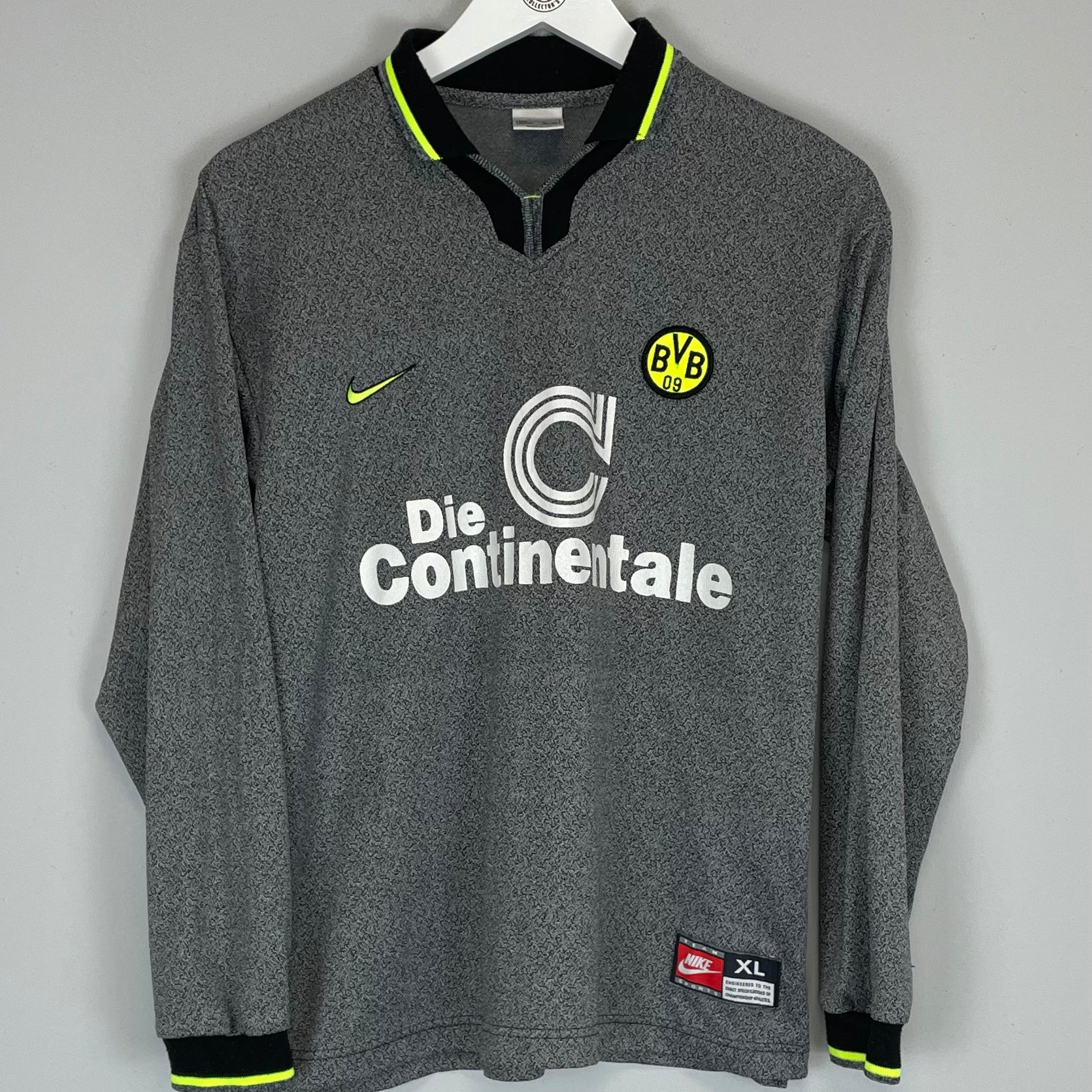 Shop 1997/98 DORTMUND L/S AWAY SHIRT (XL.KIDS) NIKE, classic football shirts, vintage football shirts & retro soccer jerseys at Cult Kits
