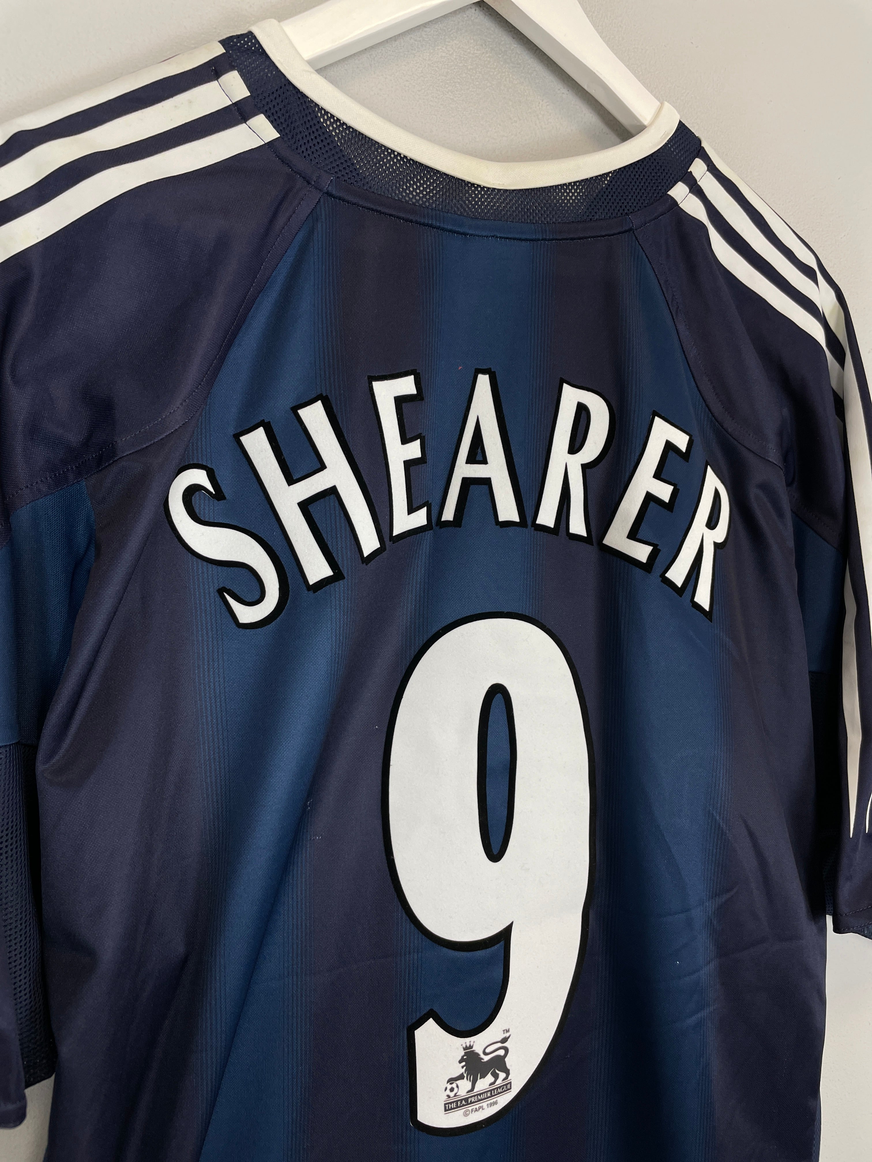 Shop 2004/05 NEWCASTLE UNITED SHEARER #9 AWAY SHIRT (XL) ADIDAS, classic football shirts, vintage football shirts & retro soccer jerseys at Cult Kits