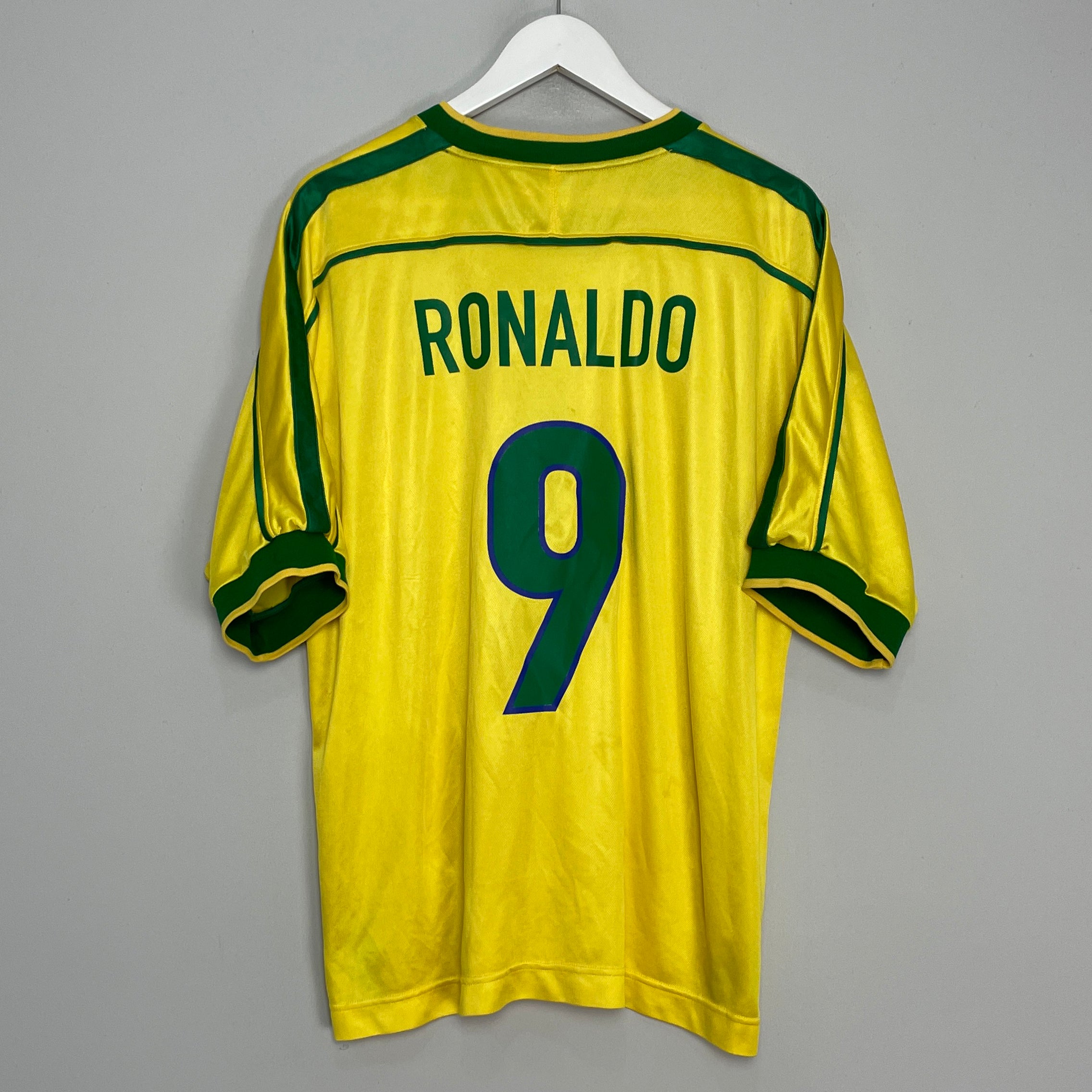 Shop 1998/00 BRAZIL RONALDO #9 HOME SHIRT (XL) NIKE, classic football shirts, vintage football shirts & retro soccer jerseys at Cult Kits