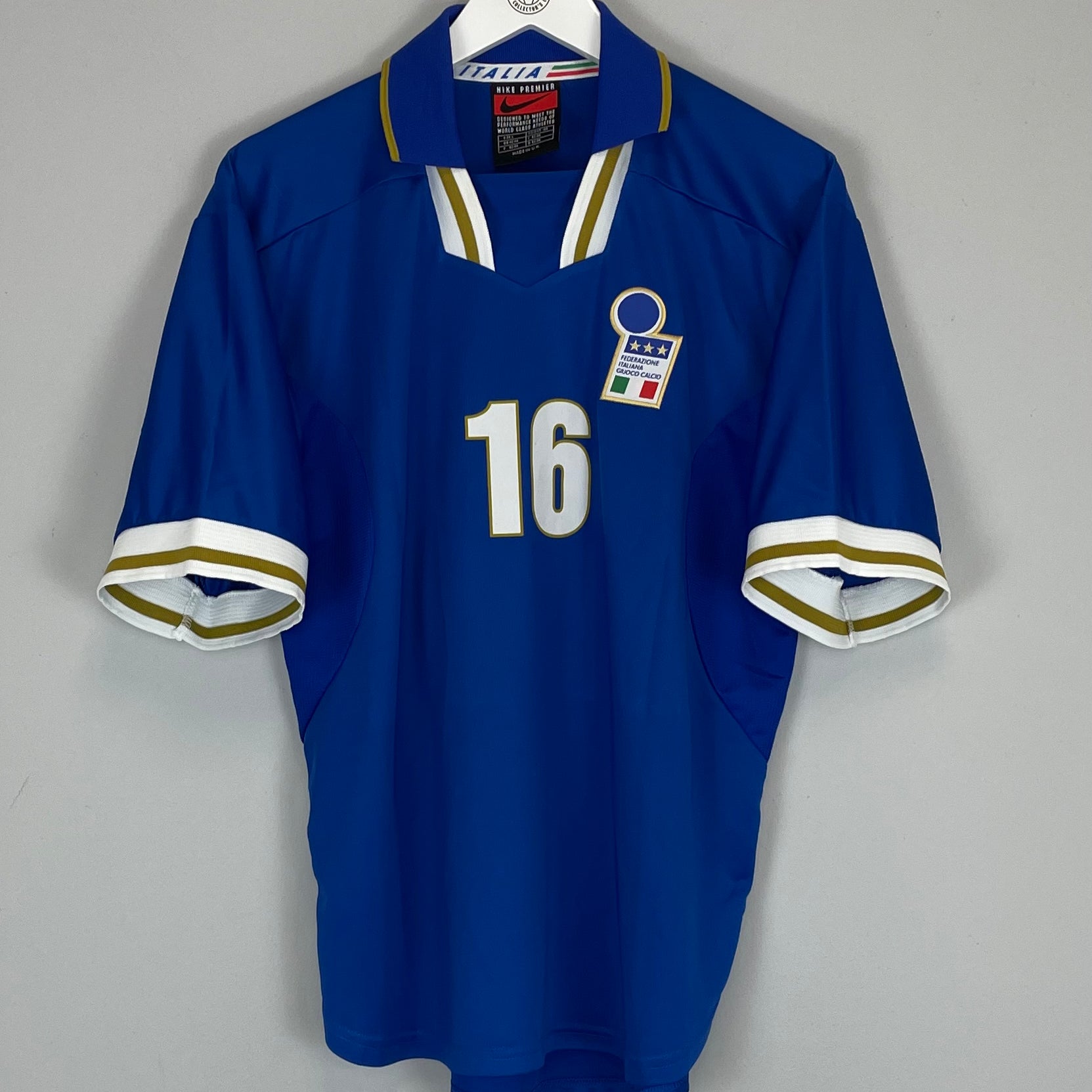 Shop 1996/97 ITALY #16 *PLAYER ISSUE* HOME SHIRT (L) NIKE, classic football shirts, vintage football shirts & retro soccer jerseys at Cult Kits
