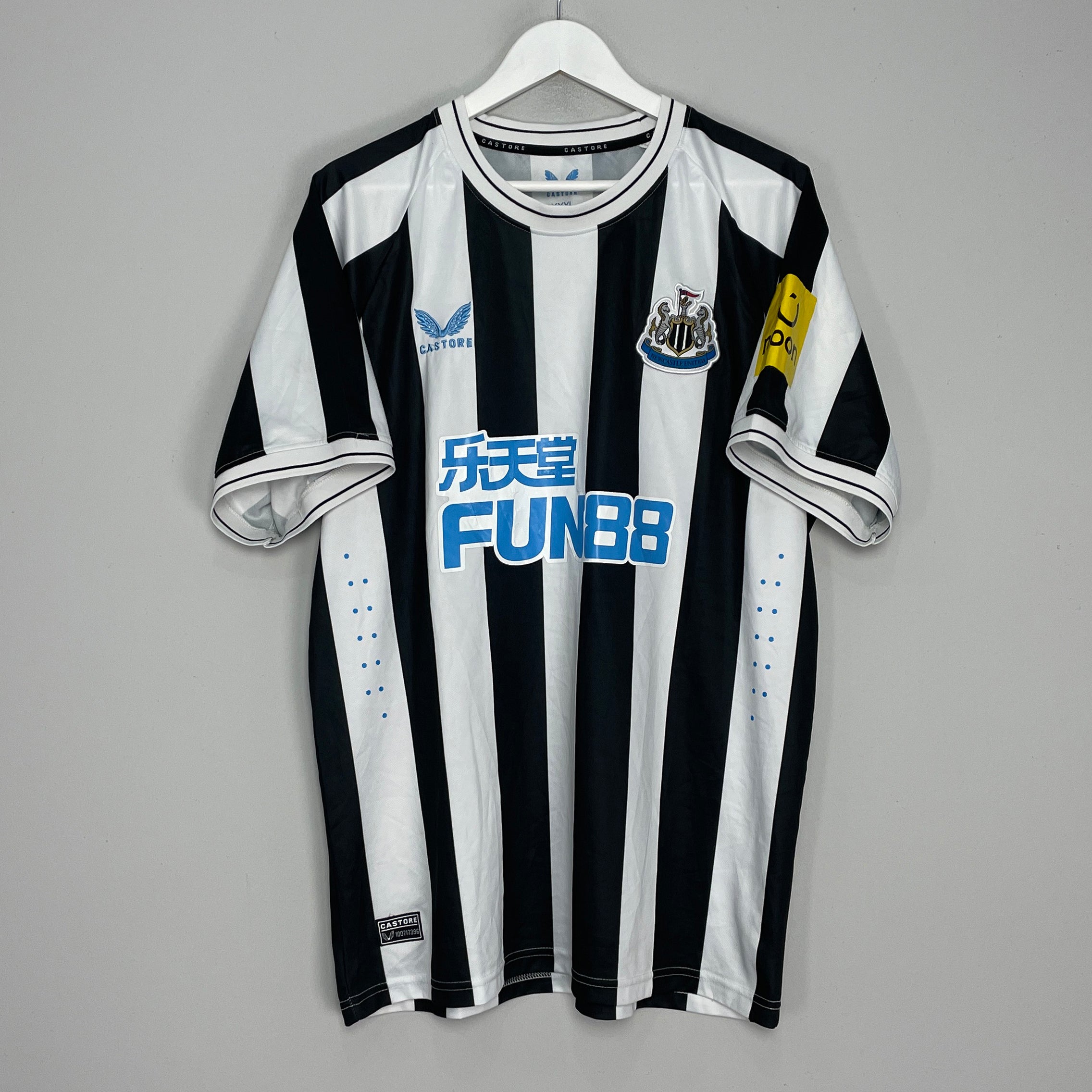 Shop 2022/23 NEWCASTLE UNITED HOME SHIRT (XXXL) CASTORE, classic football shirts, vintage football shirts & retro soccer jerseys at Cult Kits
