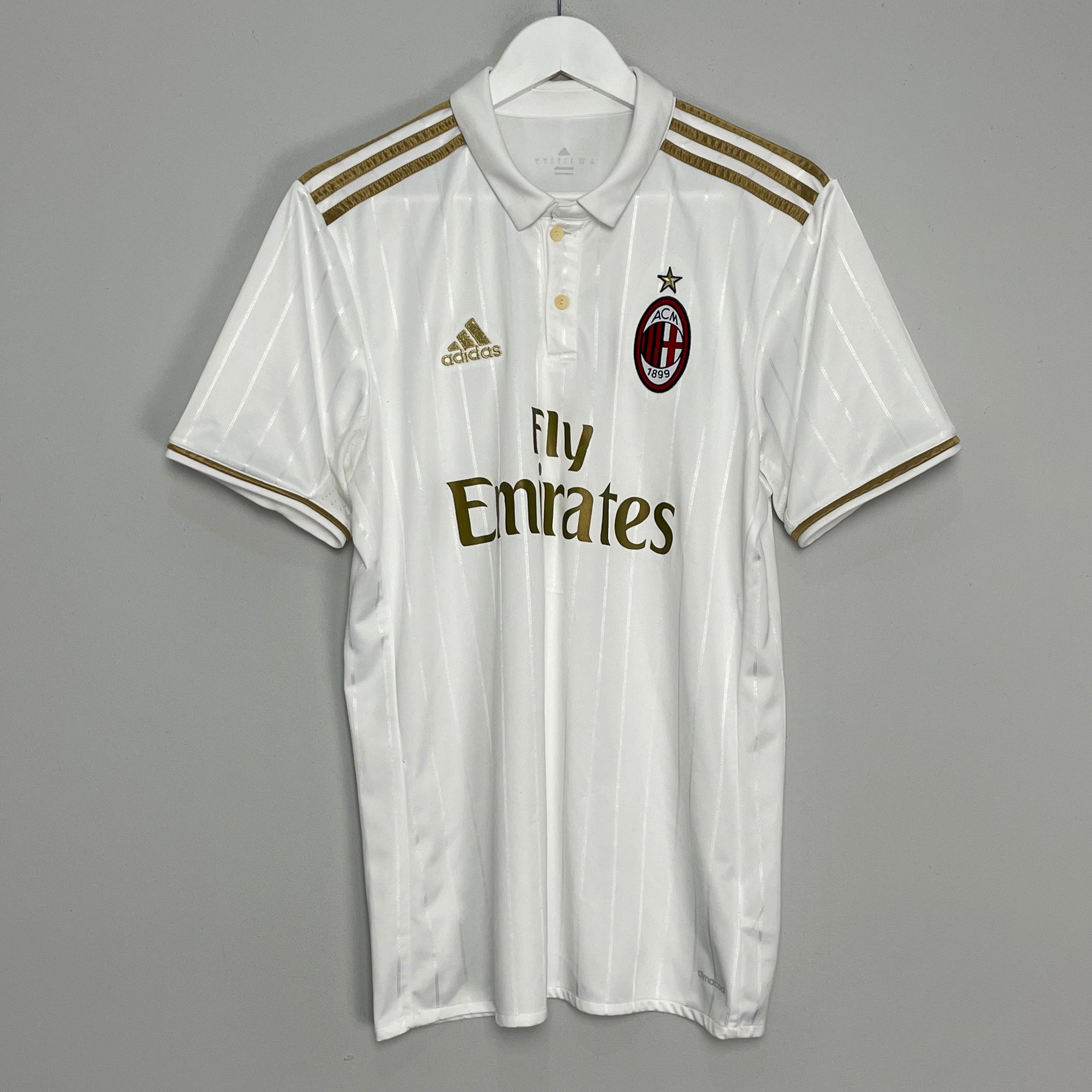 Shop 2016/17 AC MILAN AWAY SHIRT (L) ADIDAS, classic football shirts, vintage football shirts & retro soccer jerseys at Cult Kits