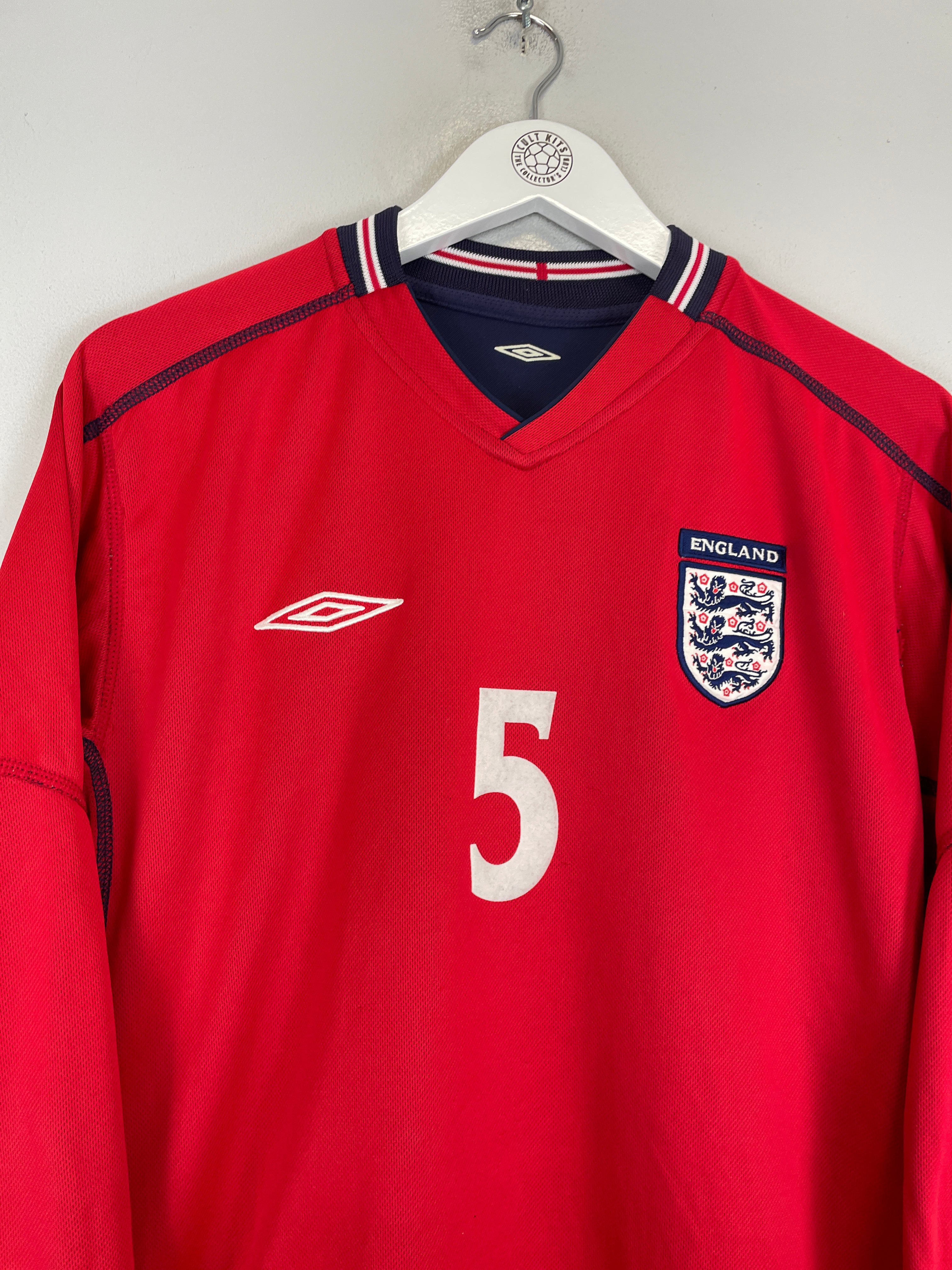 Shop 2002/04 ENGLAND FERDINAND #5 L/S AWAY SHIRT (S) UMBRO, classic football shirts, vintage football shirts & retro soccer jerseys at Cult Kits