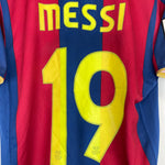 Shop 2007/08 BARCELONA MESSI #19 HOME SHIRT (M) NIKE, classic football shirts, vintage football shirts & retro soccer jerseys at Cult Kits