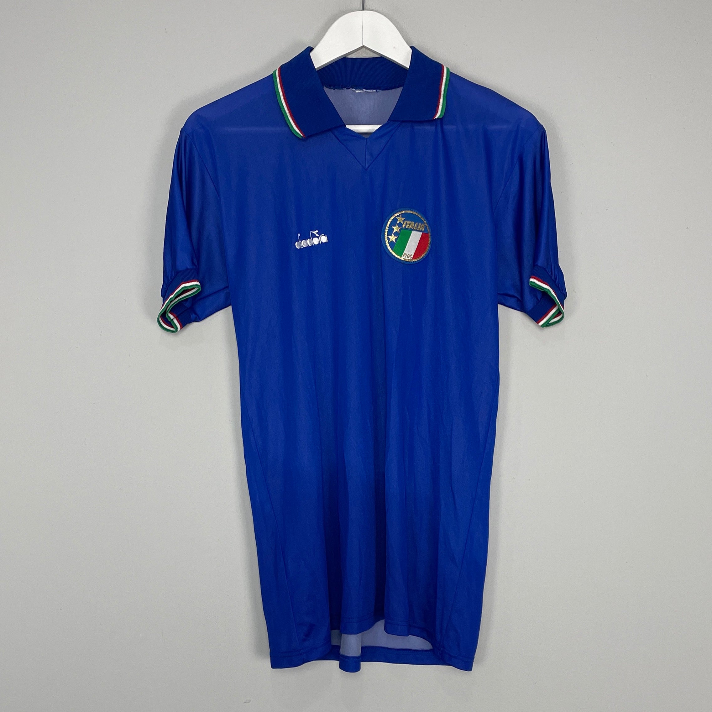 Shop 1986/90 ITALY HOME SHIRT (S) DIADORA, classic football shirts, vintage football shirts & retro soccer jerseys at Cult Kits