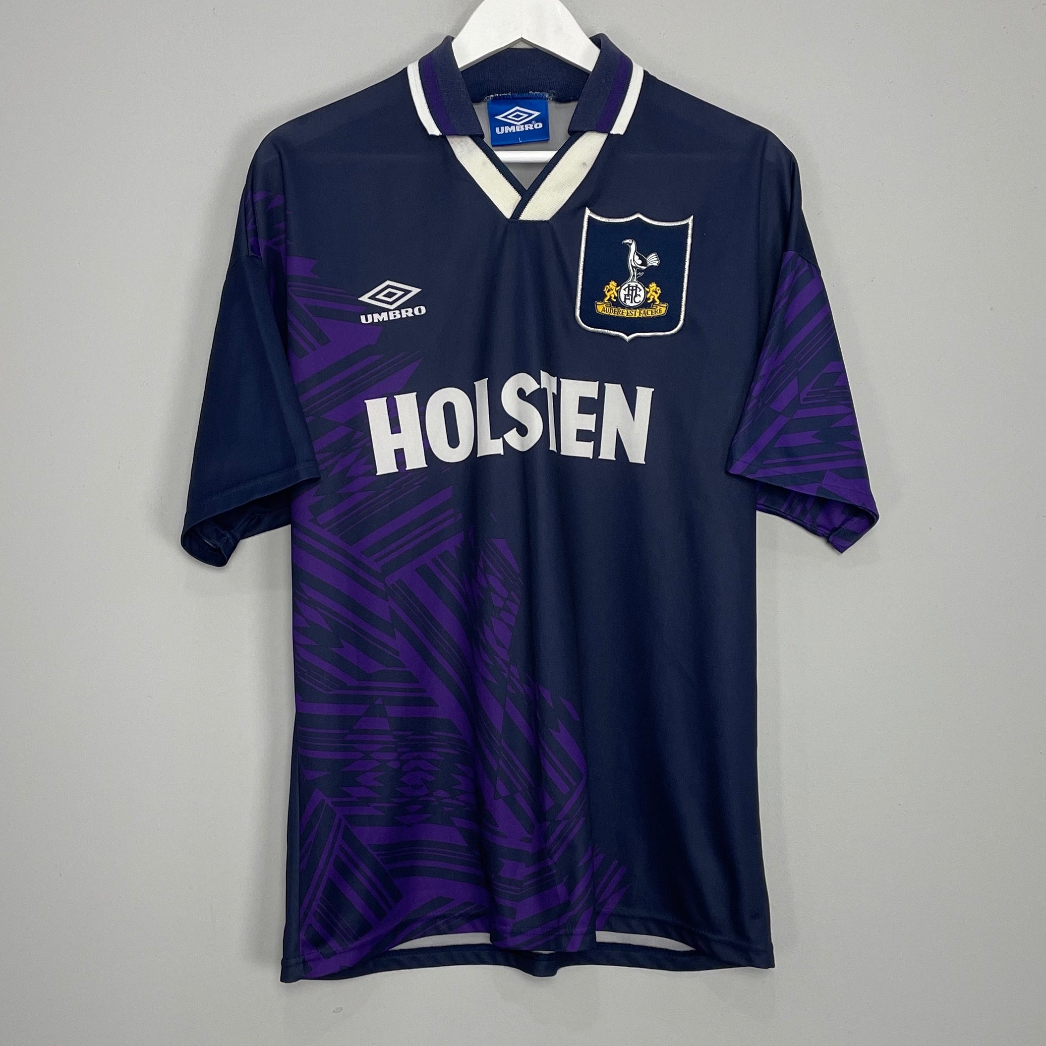 Shop 1994/95 TOTTENHAM AWAY SHIRT (L) UMBRO, classic football shirts, vintage football shirts & retro soccer jerseys at Cult Kits