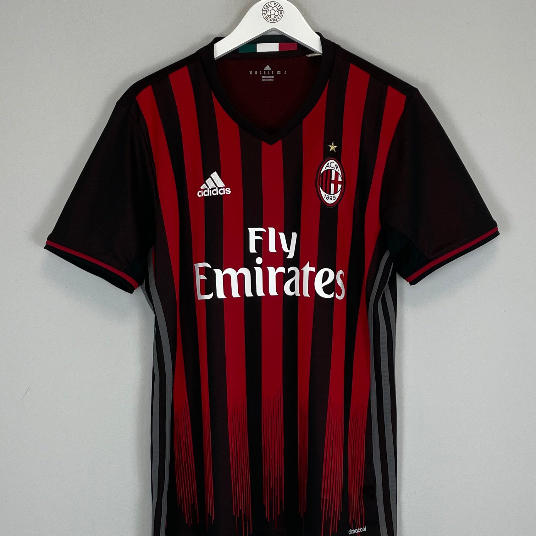 Shop 2016/17 AC MILAN HOME SHIRT (M) ADIDAS, classic football shirts, vintage football shirts & retro soccer jerseys at Cult Kits