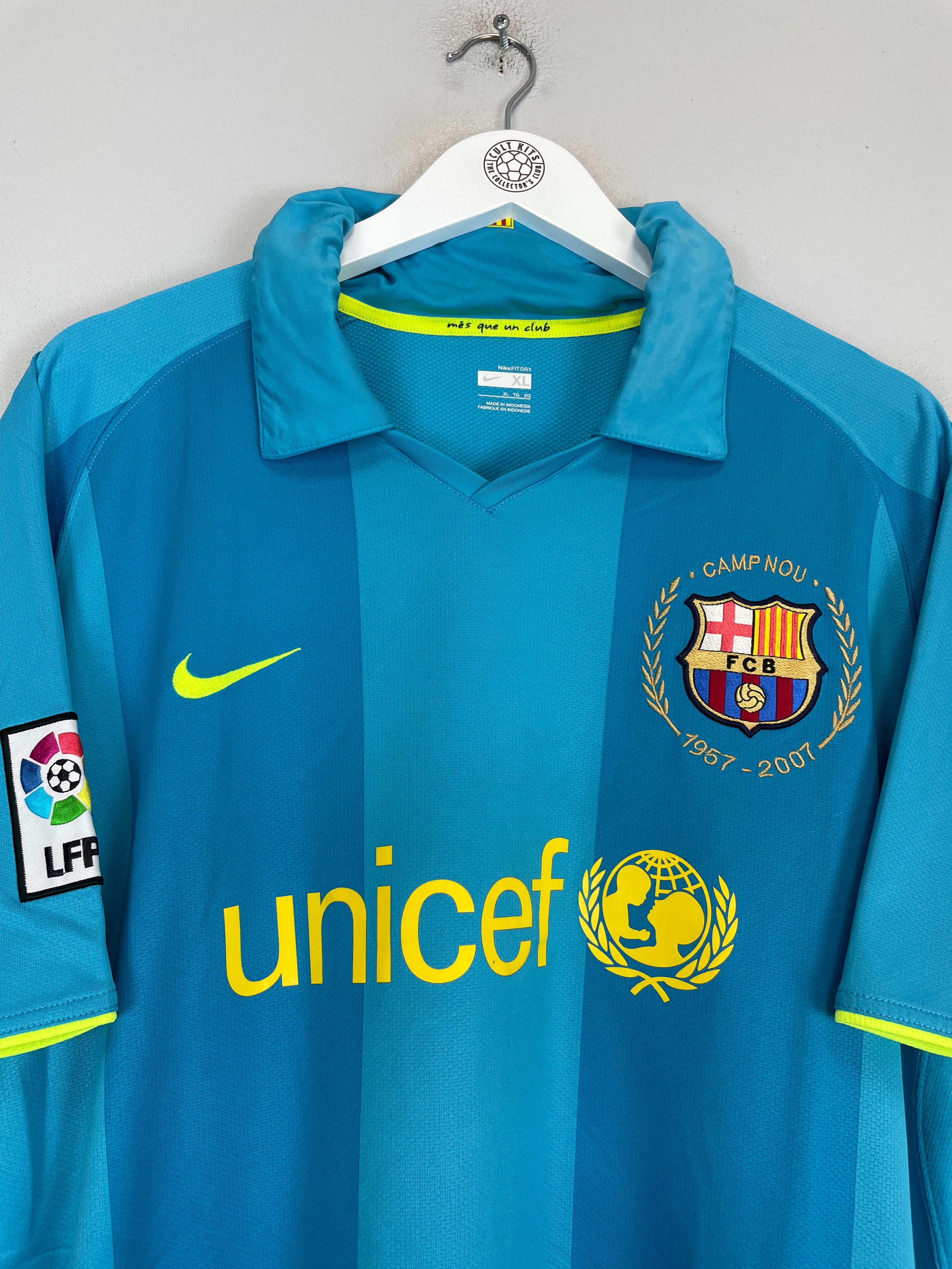 Shop 2007/09 BARCELONA RONALDINHO #10 AWAY SHIRT (XL) NIKE, classic football shirts, vintage football shirts & retro soccer jerseys at Cult Kits