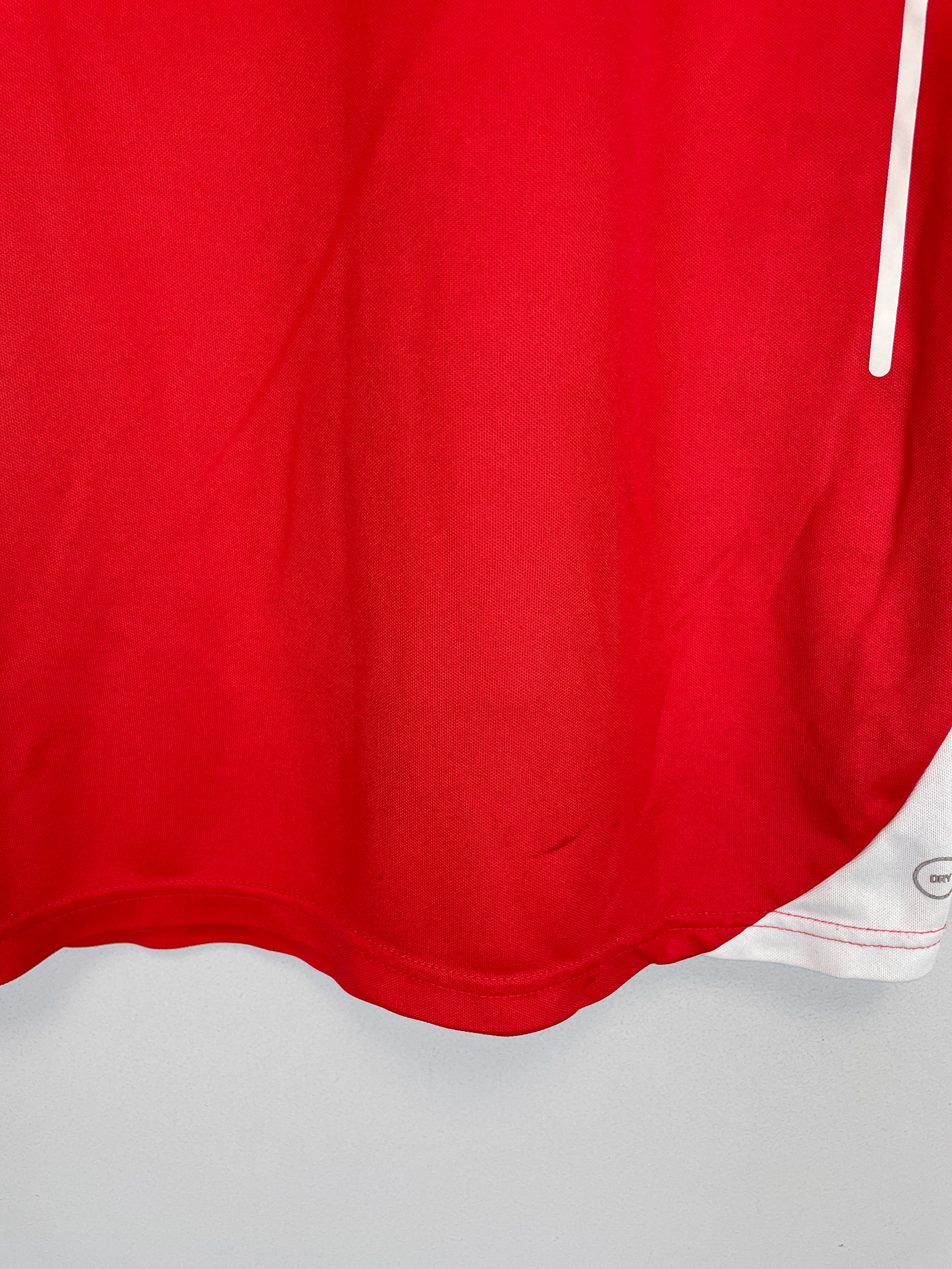 Shop 2014/15 ARSENAL WALCOTT #14 HOME SHIRT (L) PUMA, classic football shirts, vintage football shirts & retro soccer jerseys at Cult Kits