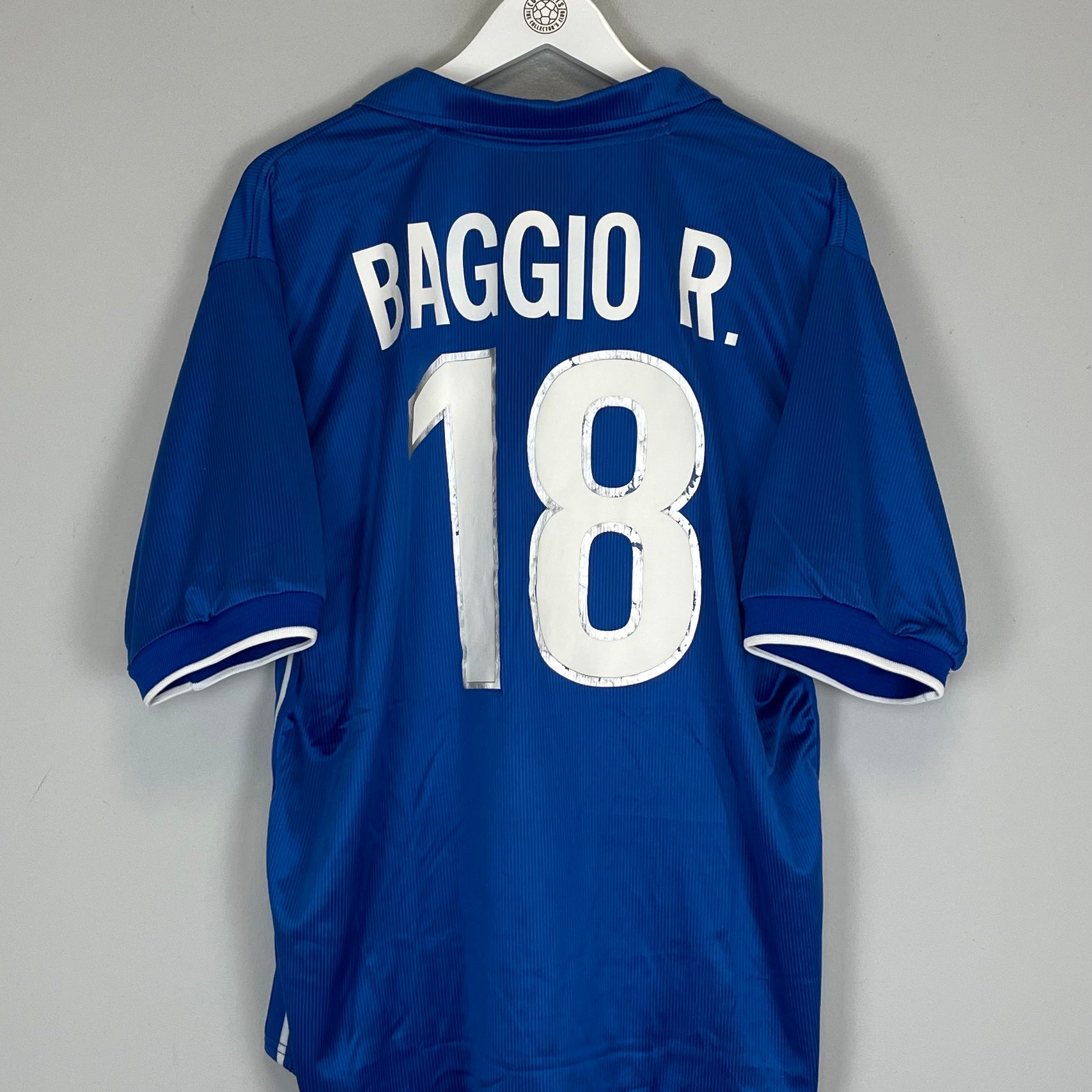 Shop 1998/99 ITALY R.BAGGIO #18 HOME SHIRT (XL) NIKE, classic football shirts, vintage football shirts & retro soccer jerseys at Cult Kits