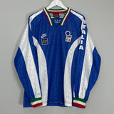Shop 1996/97 ITALY *PLAYER ISSUE* TRAINING SHIRT (XL) NIKE, classic football shirts, vintage football shirts & retro soccer jerseys at Cult Kits