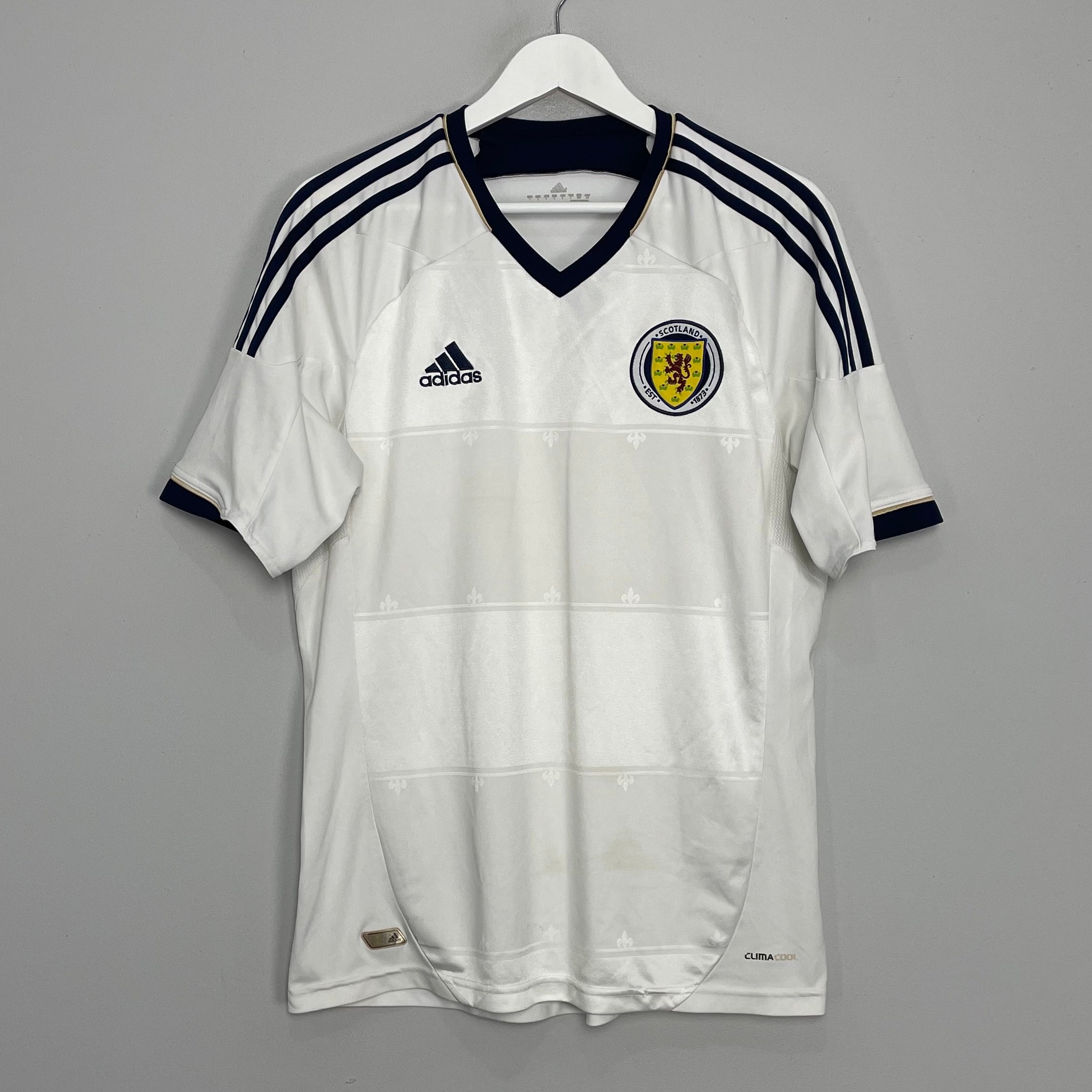 Shop 2012/14 SCOTLAND AWAY SHIRT (L) ADIDAS, classic football shirts, vintage football shirts & retro soccer jerseys at Cult Kits