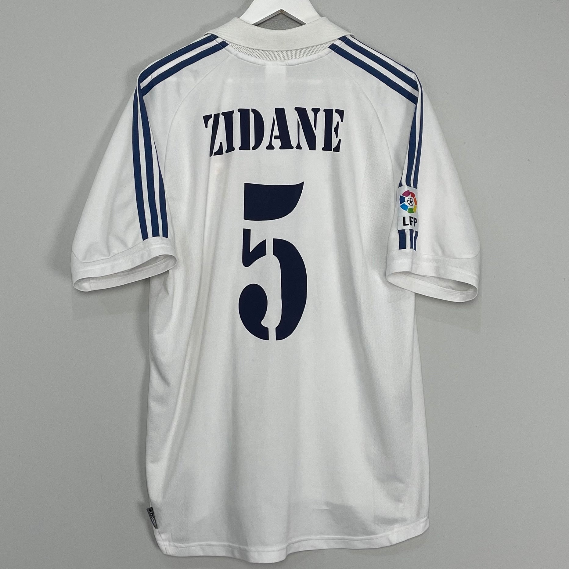 Shop 2001 REAL MADRID ZIDANE #5 HOME SHIRT (L) ADIDAS, classic football shirts, vintage football shirts & retro soccer jerseys at Cult Kits