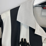 Shop 1998/99 JUVENTUS HOME SHIRT (L) KAPPA, classic football shirts, vintage football shirts & retro soccer jerseys at Cult Kits