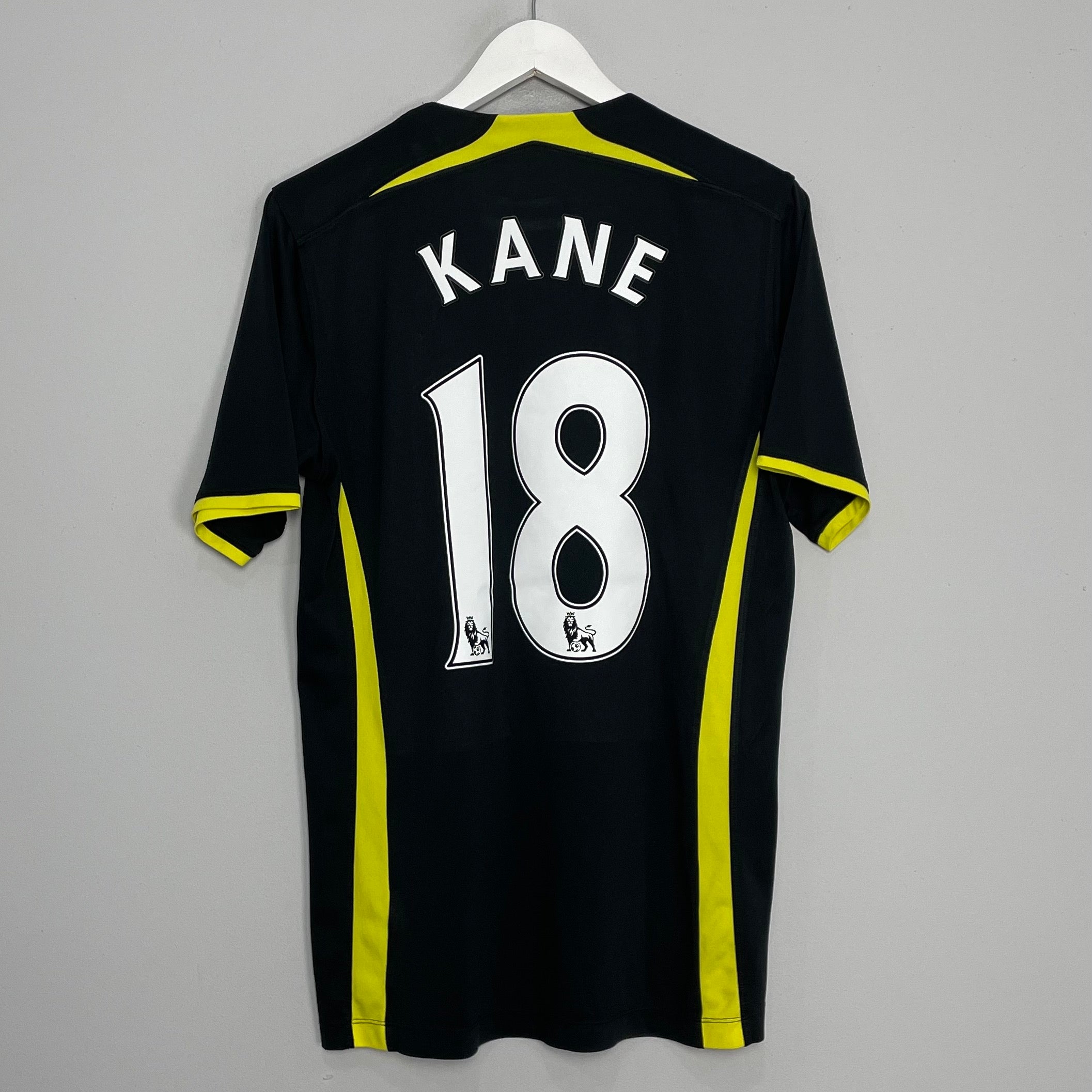 Shop 2014/15 TOTTENHAM KANE #18 AWAY SHIRT (L) UNDER ARMOUR, classic football shirts, vintage football shirts & retro soccer jerseys at Cult Kits