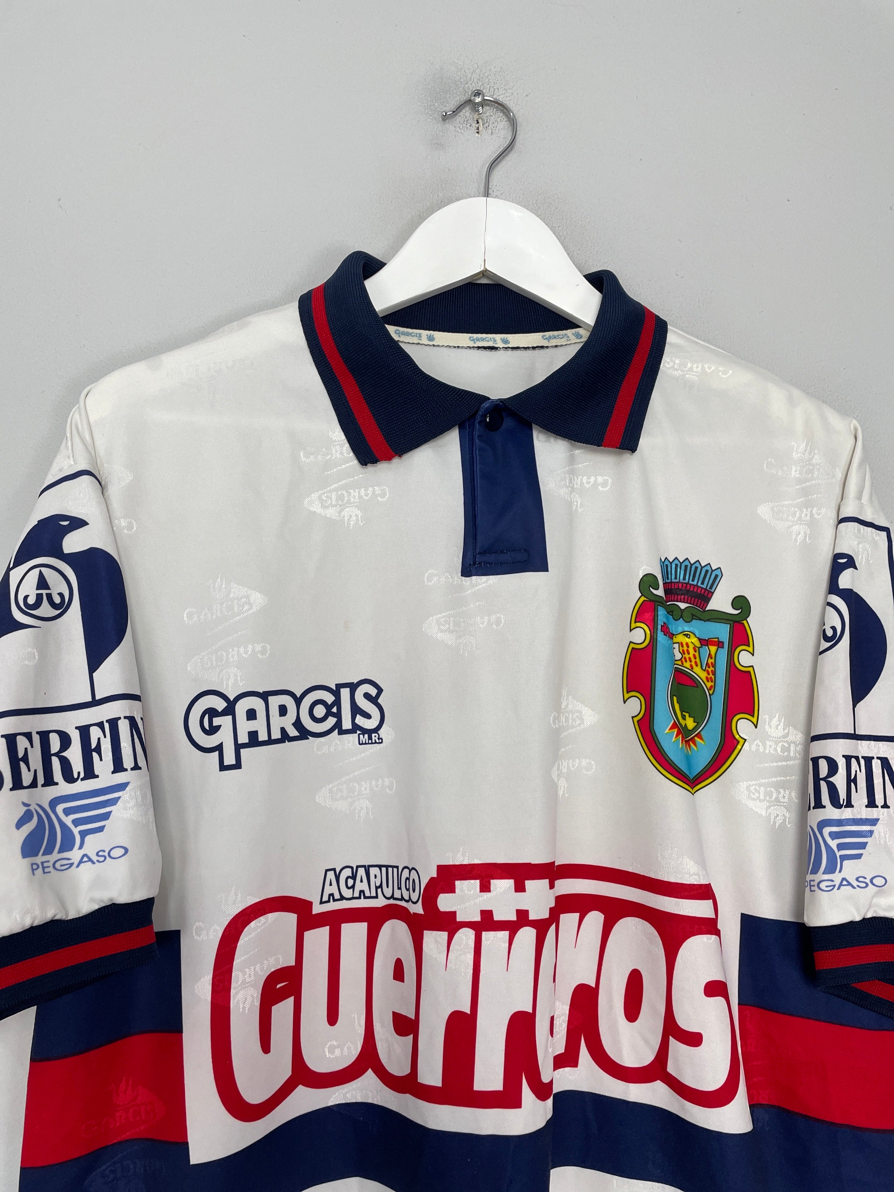 Shop 2001/02 GUERREROS DE ACAPULCO #11 HOME SHIRT (L) GARCIS, classic football shirts, vintage football shirts & retro soccer jerseys at Cult Kits